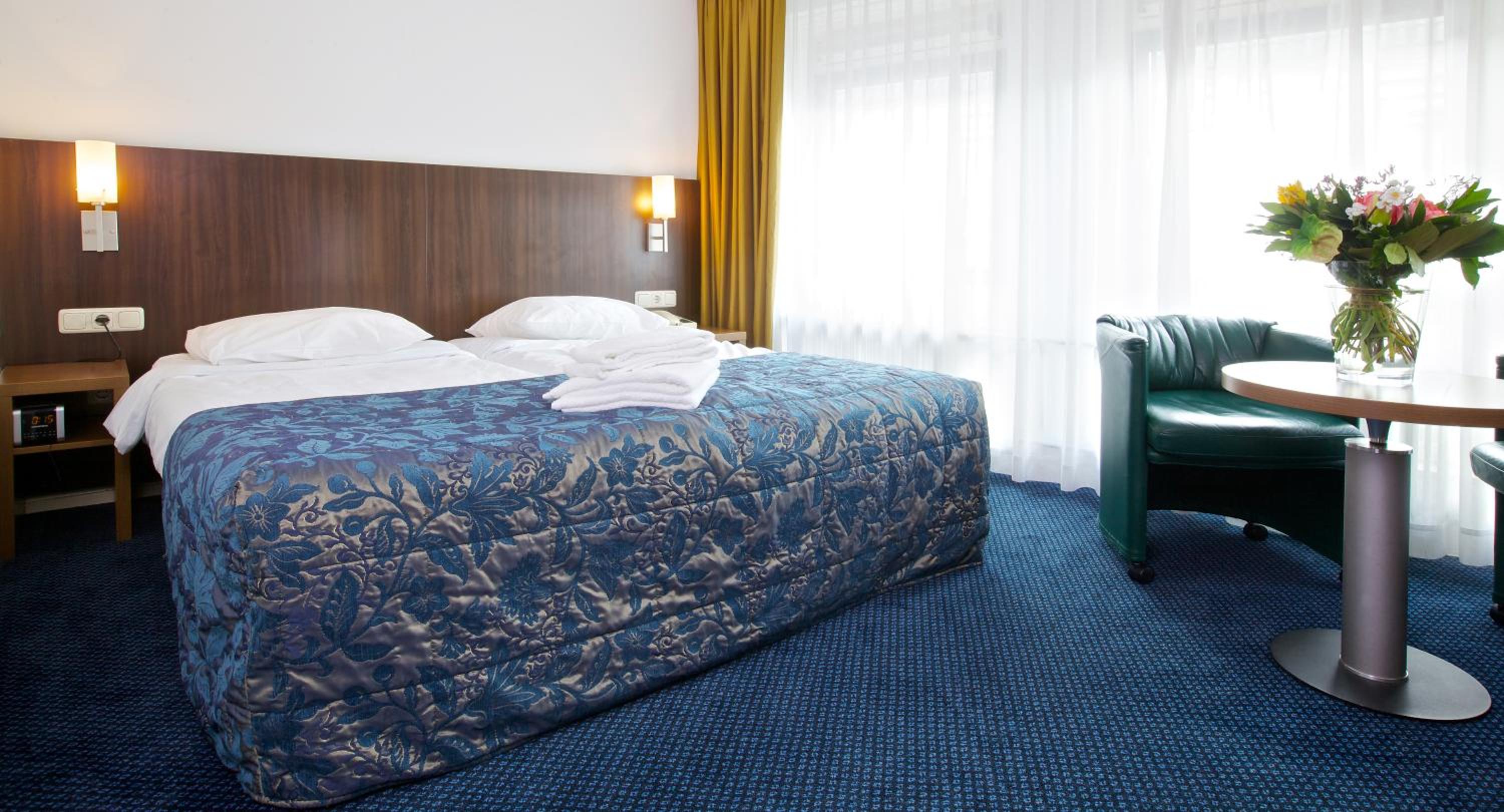 Triple Room with Bathroom