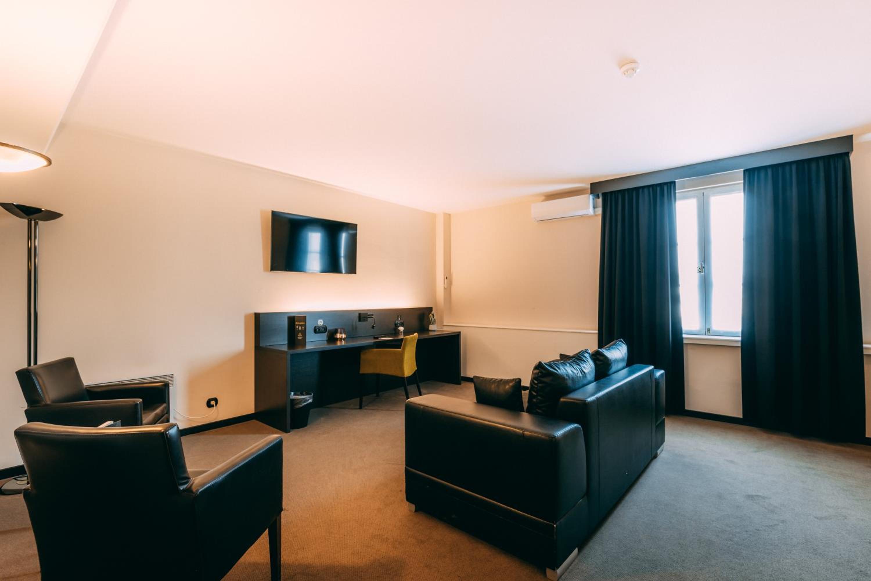 Executive Double Room - Photo 5