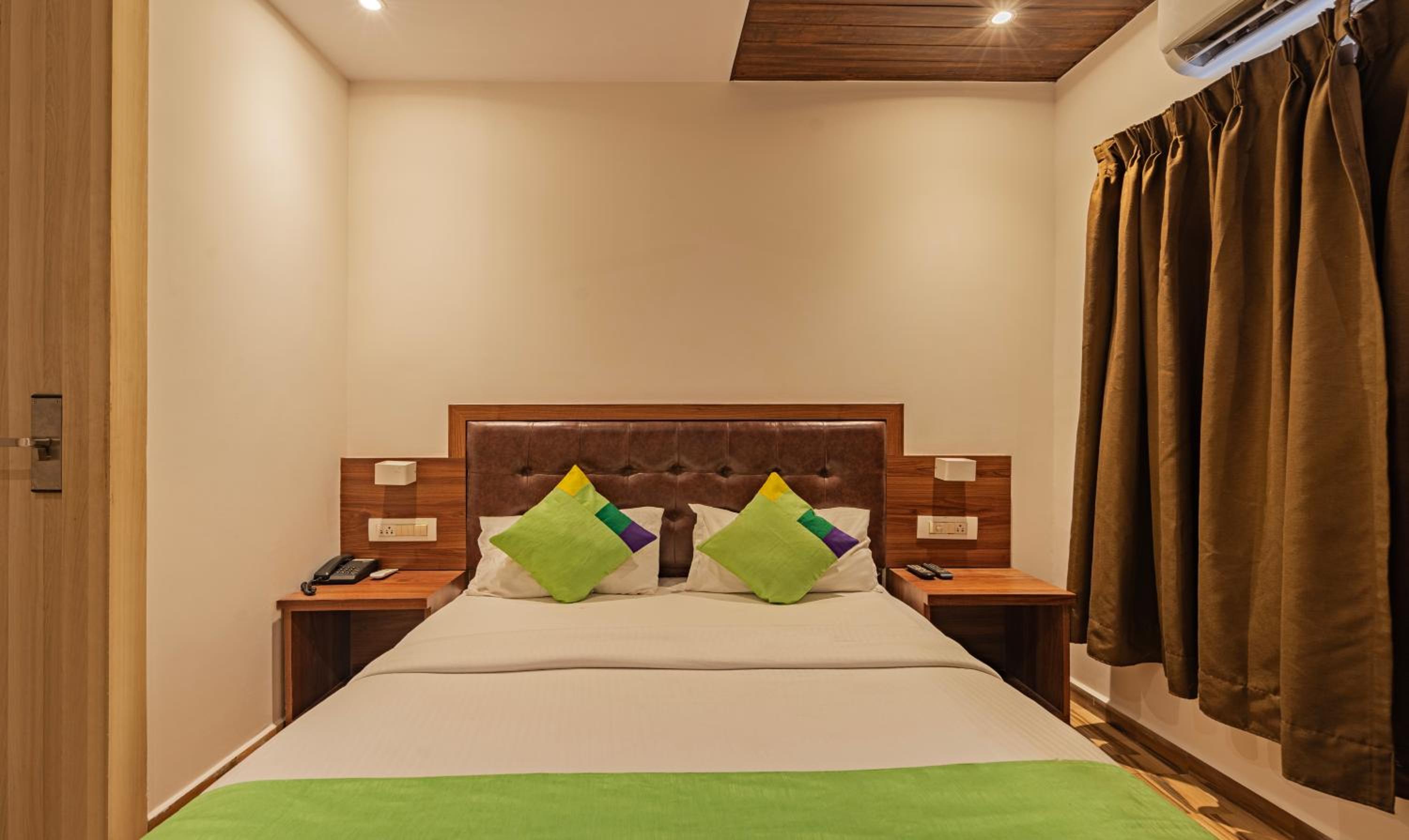 Economy Double Room - Photo 5