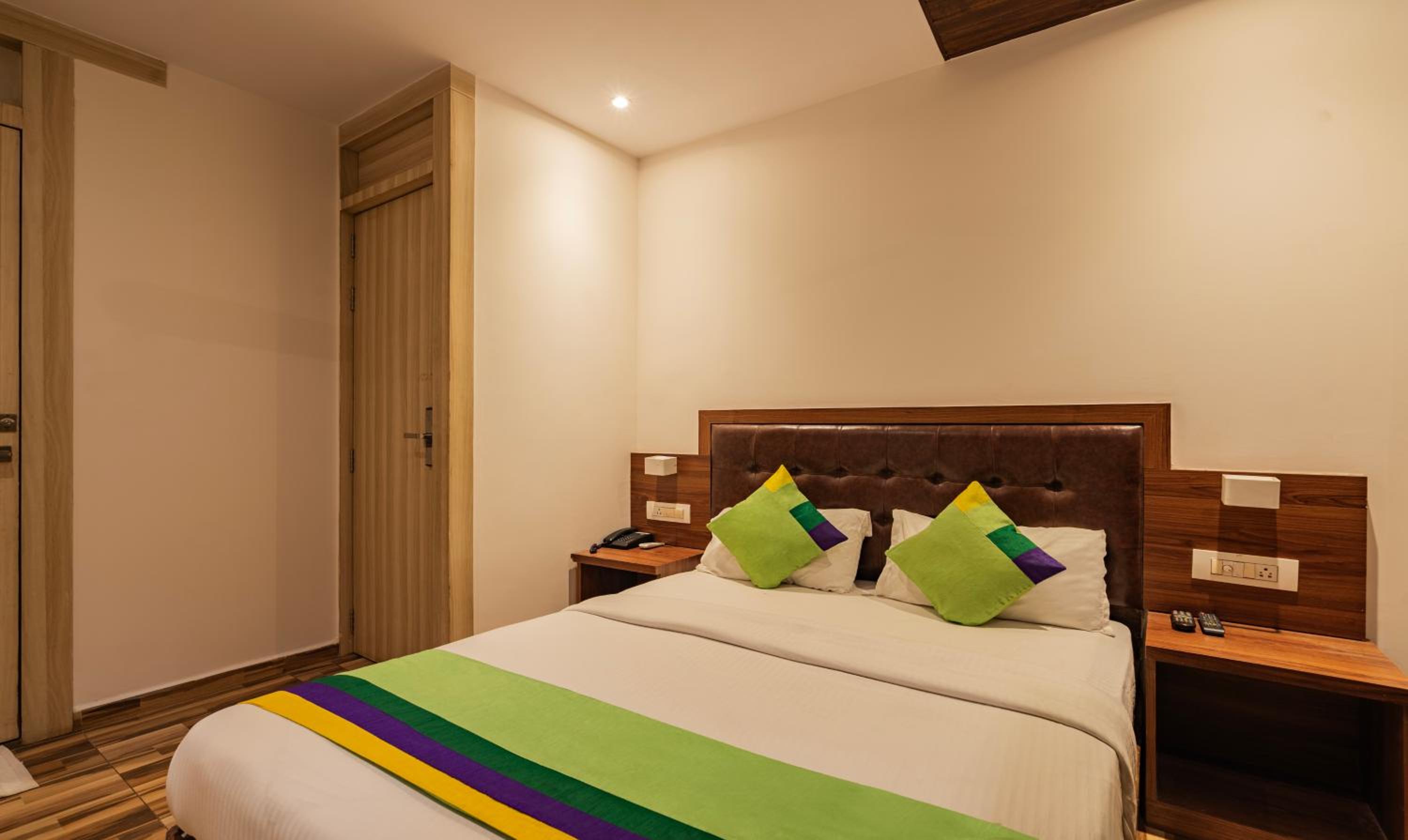 Economy Double Room - Photo 3