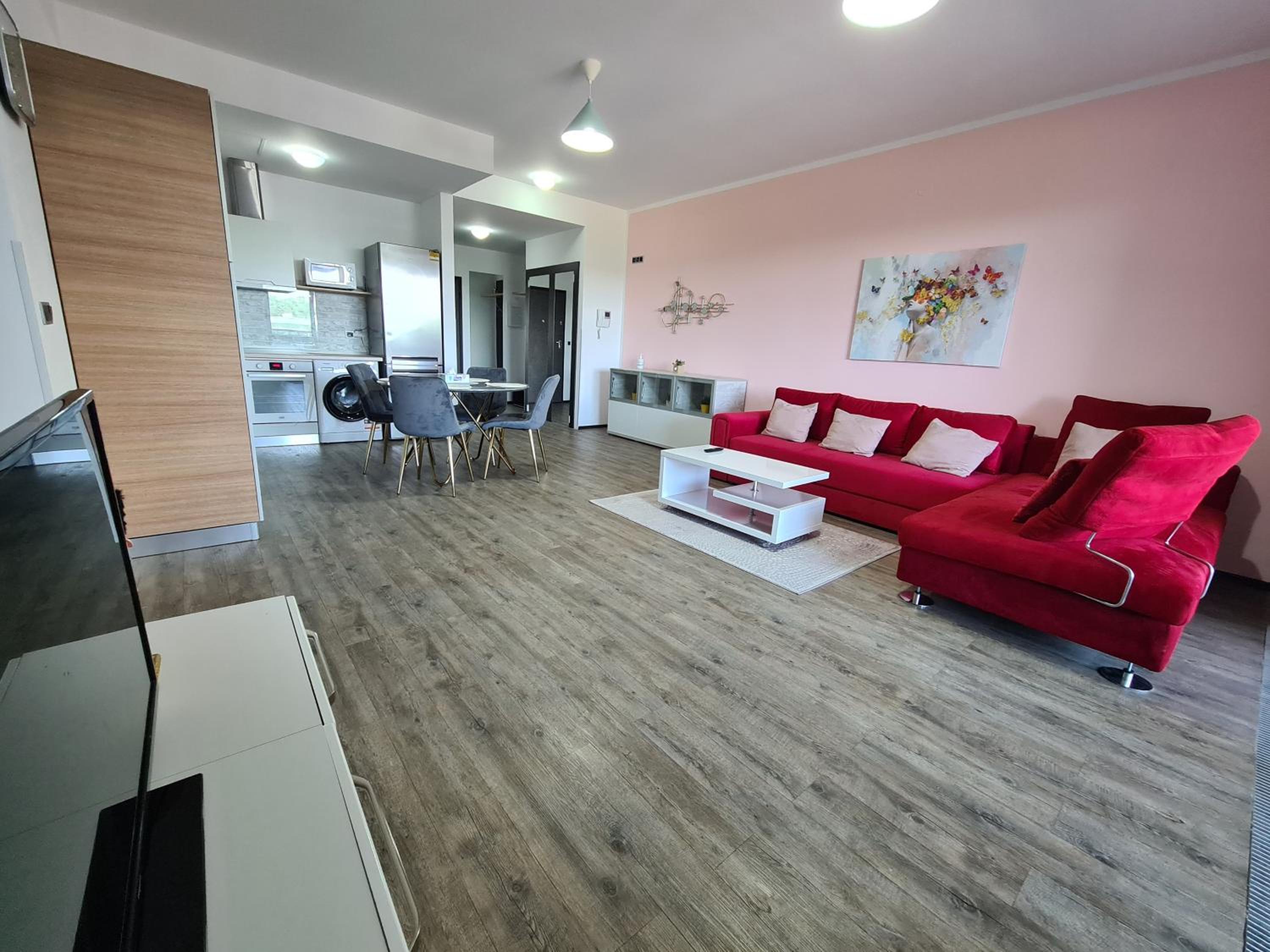 Apartment with Mountain View photo 1