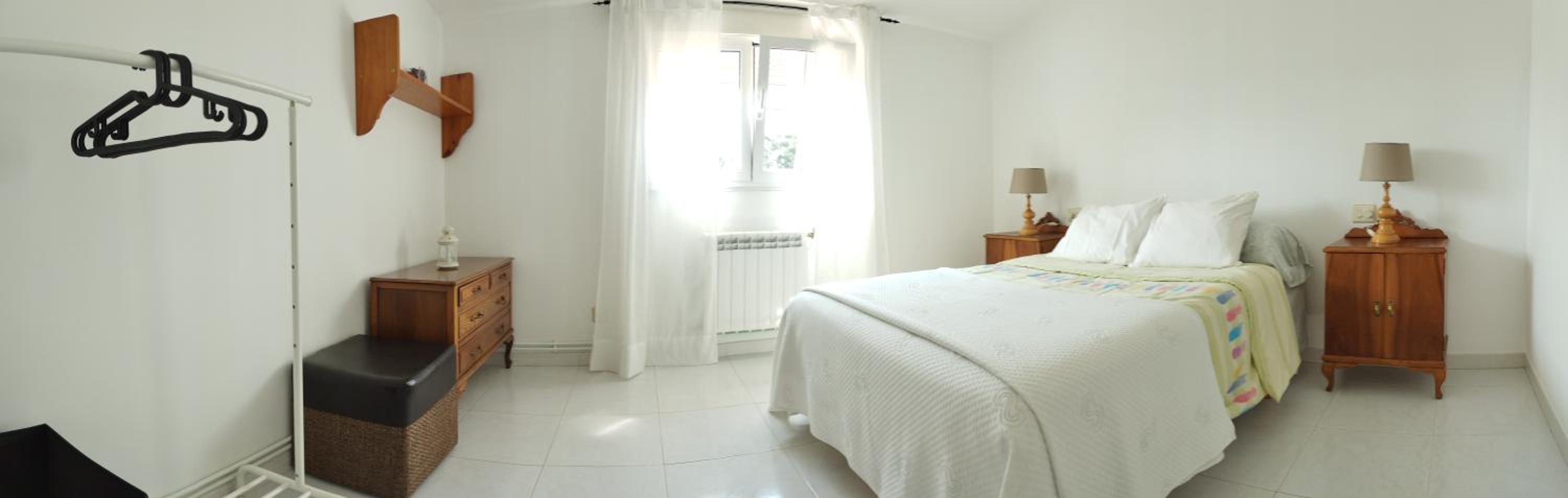 Four-Bedroom House photo 2