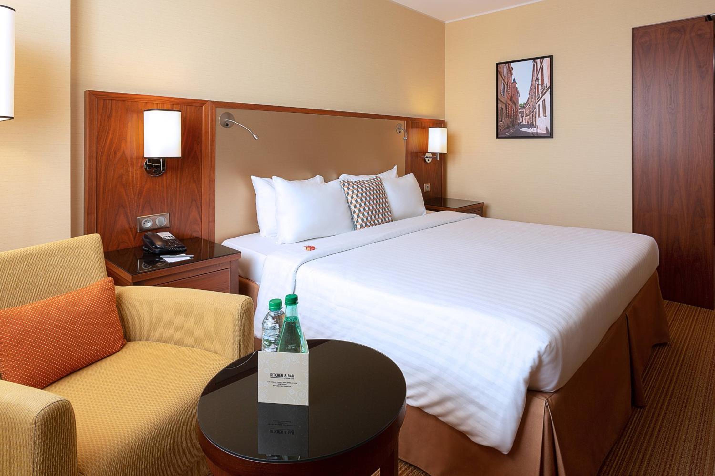 Business King Room - Top Floor photo 1