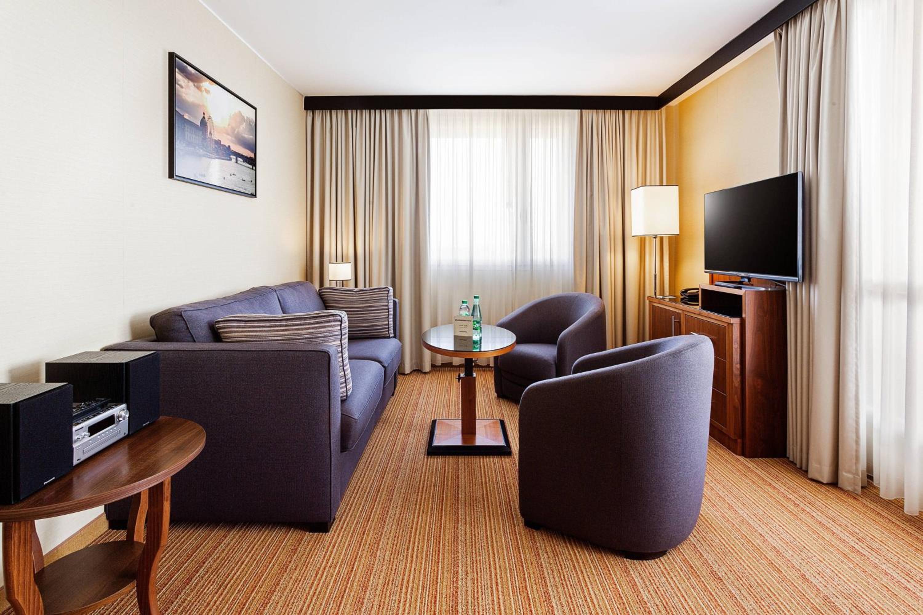 Suite with Balcony photo 1