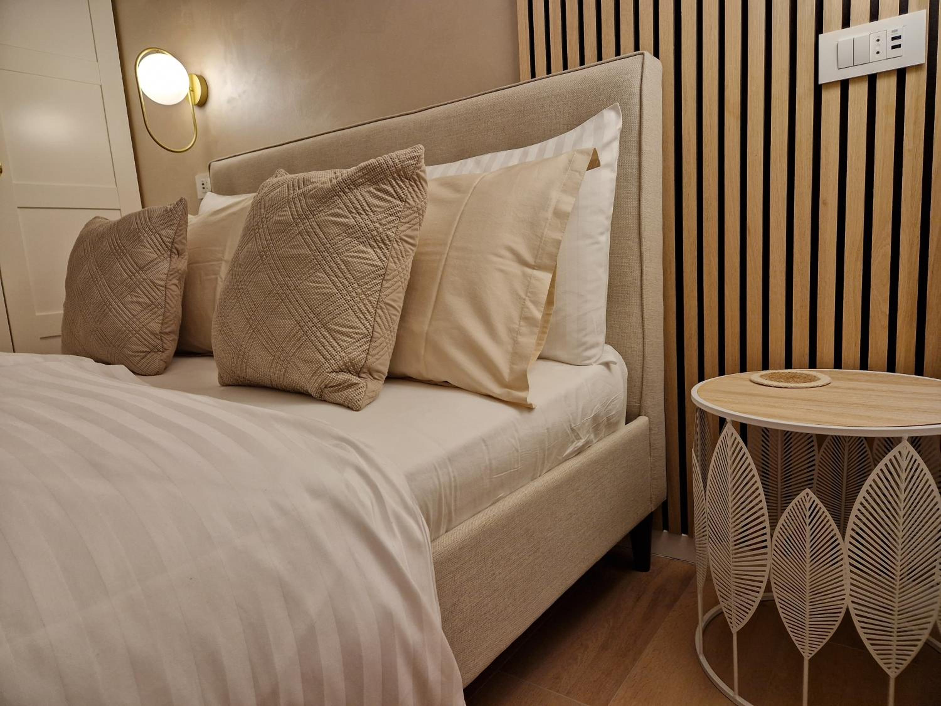Double Room with Private Bathroom photo 3