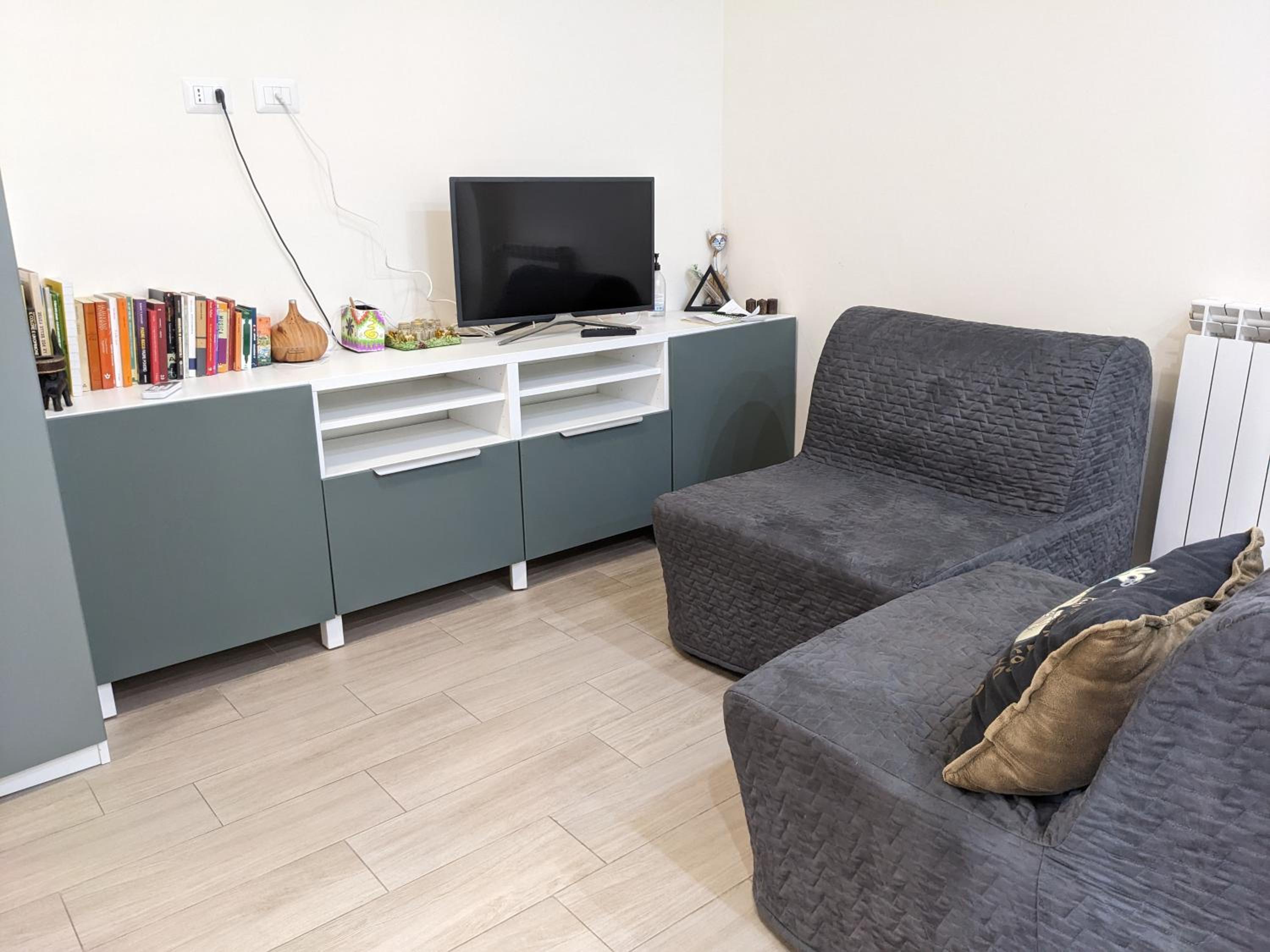 One-Bedroom Apartment photo 3