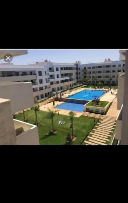 Three-Bedroom Apartment photo 3