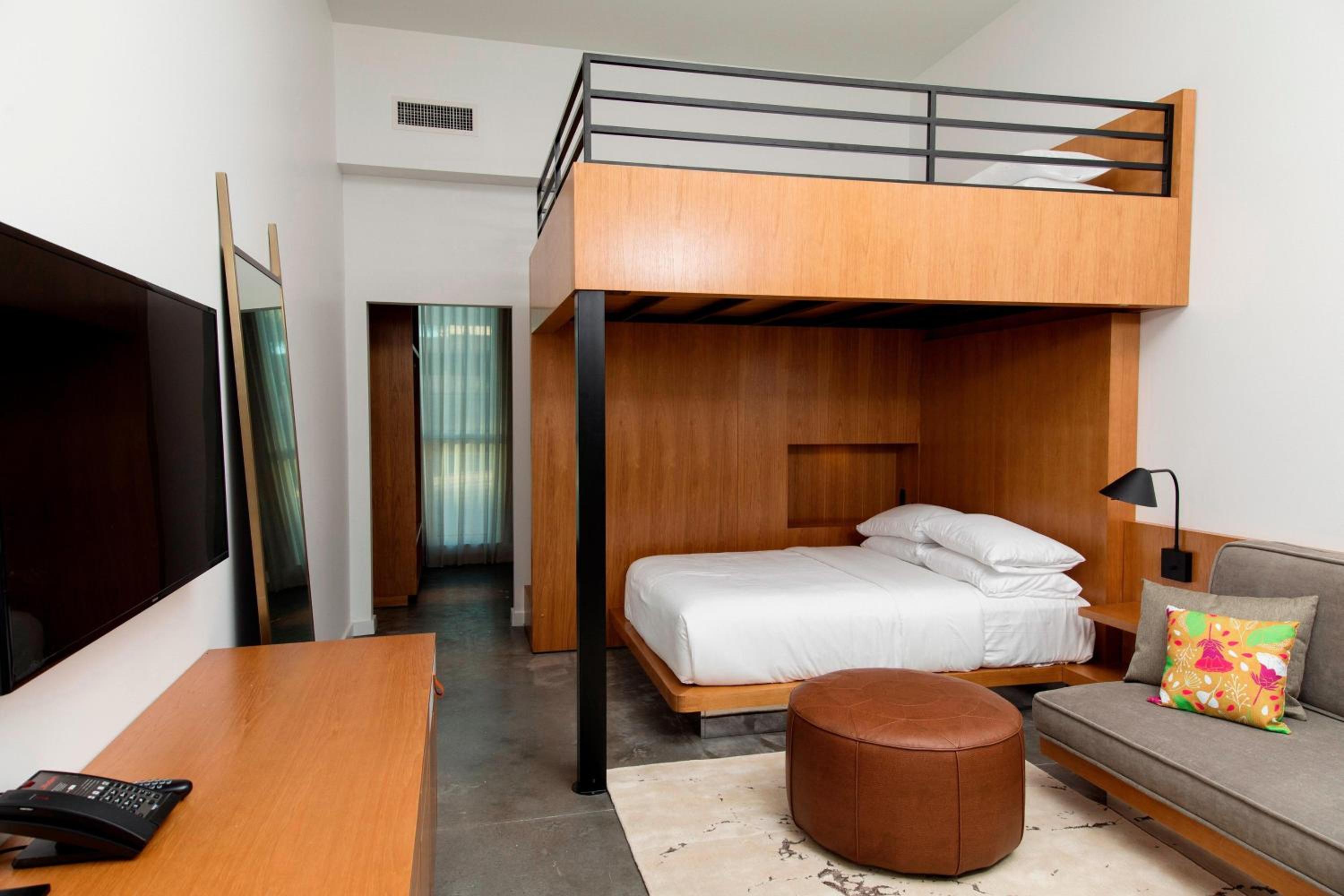 Loft, Gästezimmer, 2 Queensize-Betten