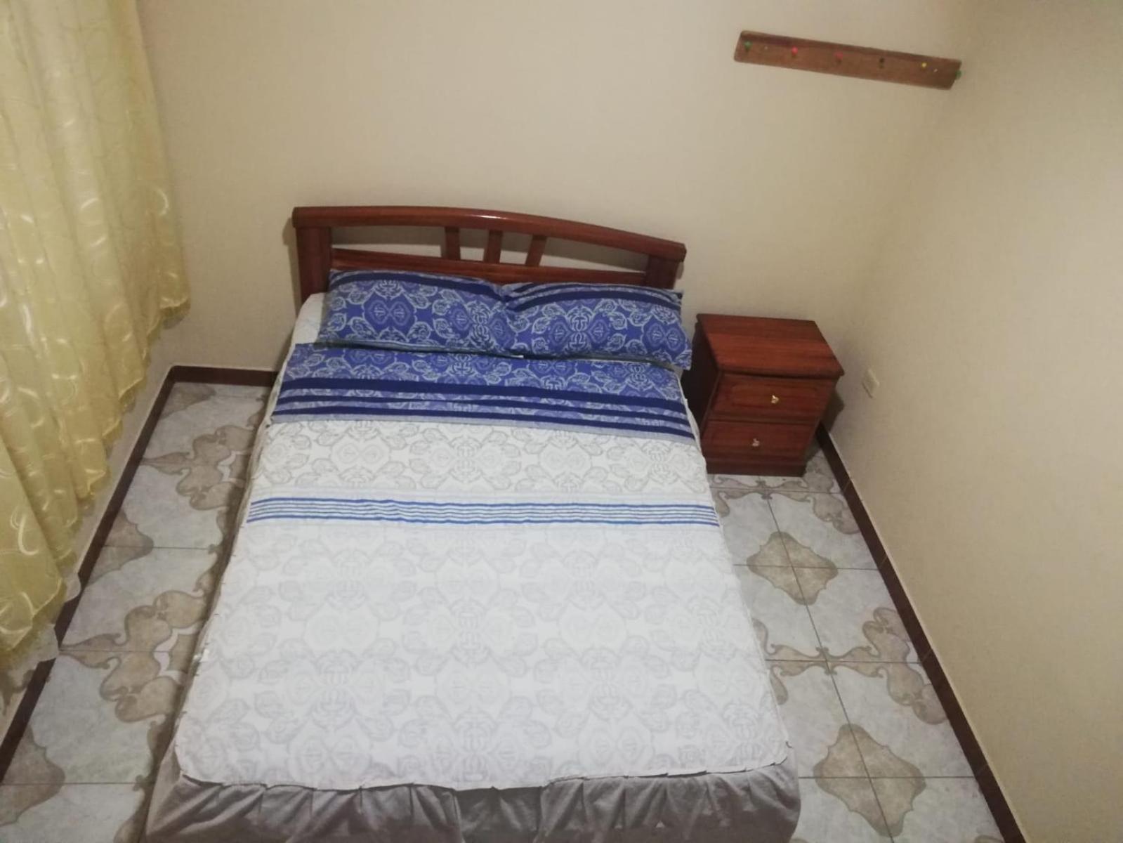 Standard Double Room with Shared Bathroom photo 3