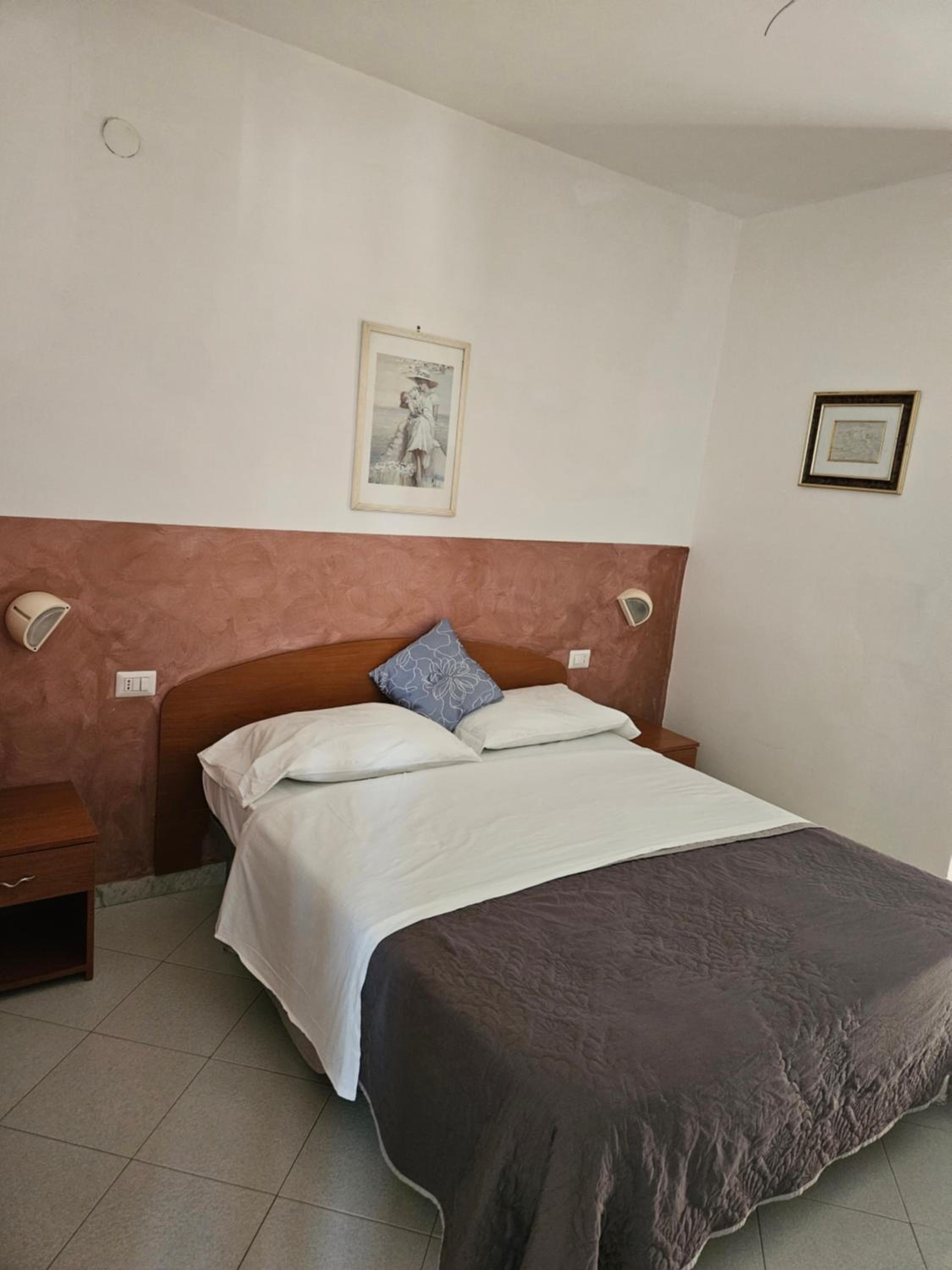 Double or Twin Room photo 1