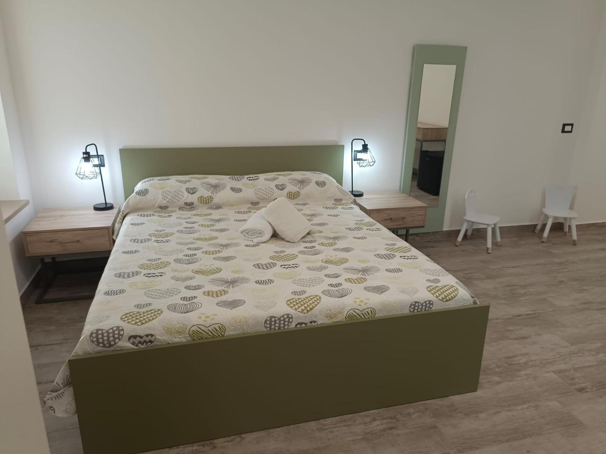 Quadruple Room with Private Bathroom - Photo 1
