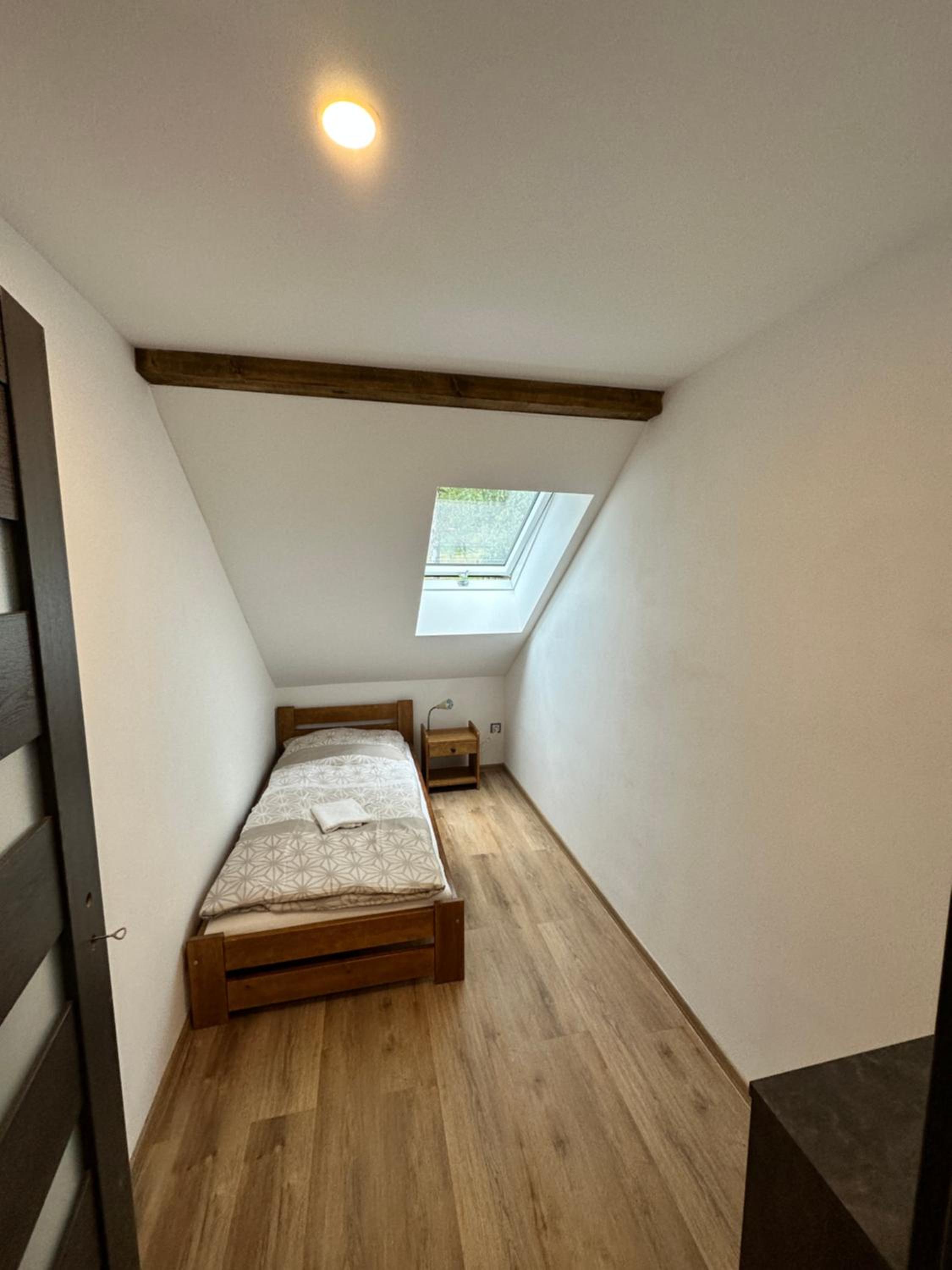 Maisonette photo 2