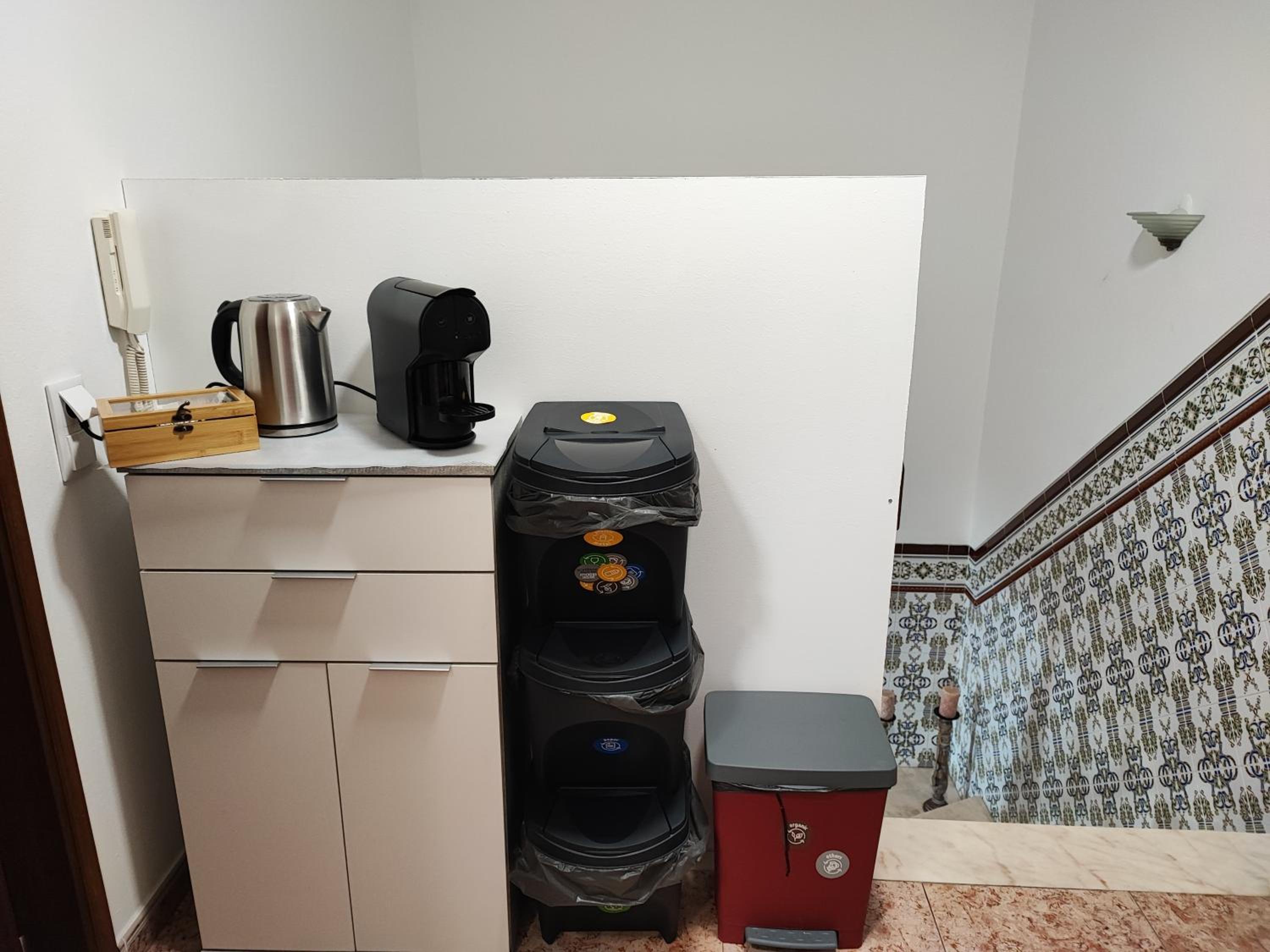 Double Room with Private Bathroom - Photo 8