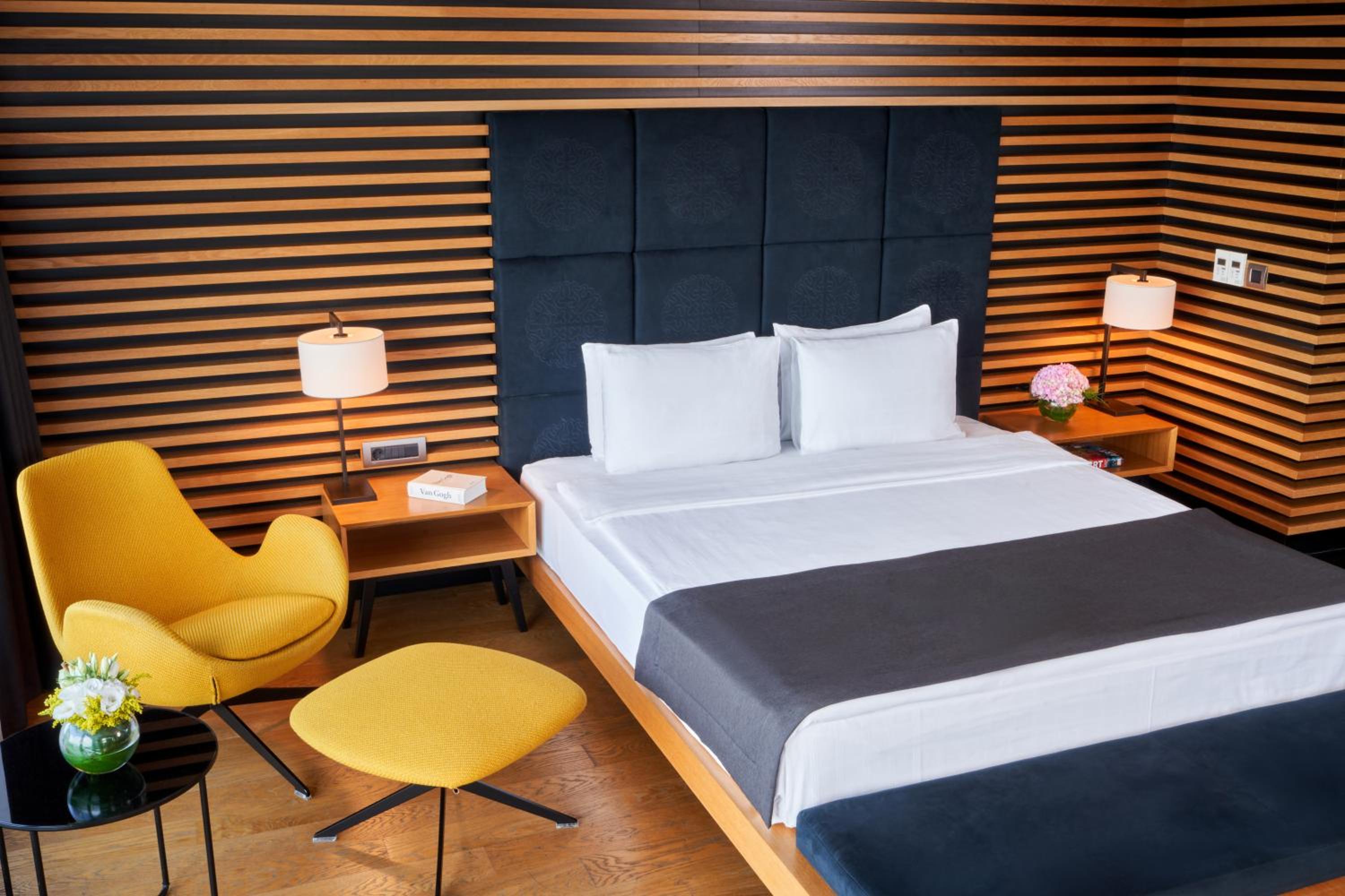 Junior Suite with Terrace and Bosphorus View photo 3
