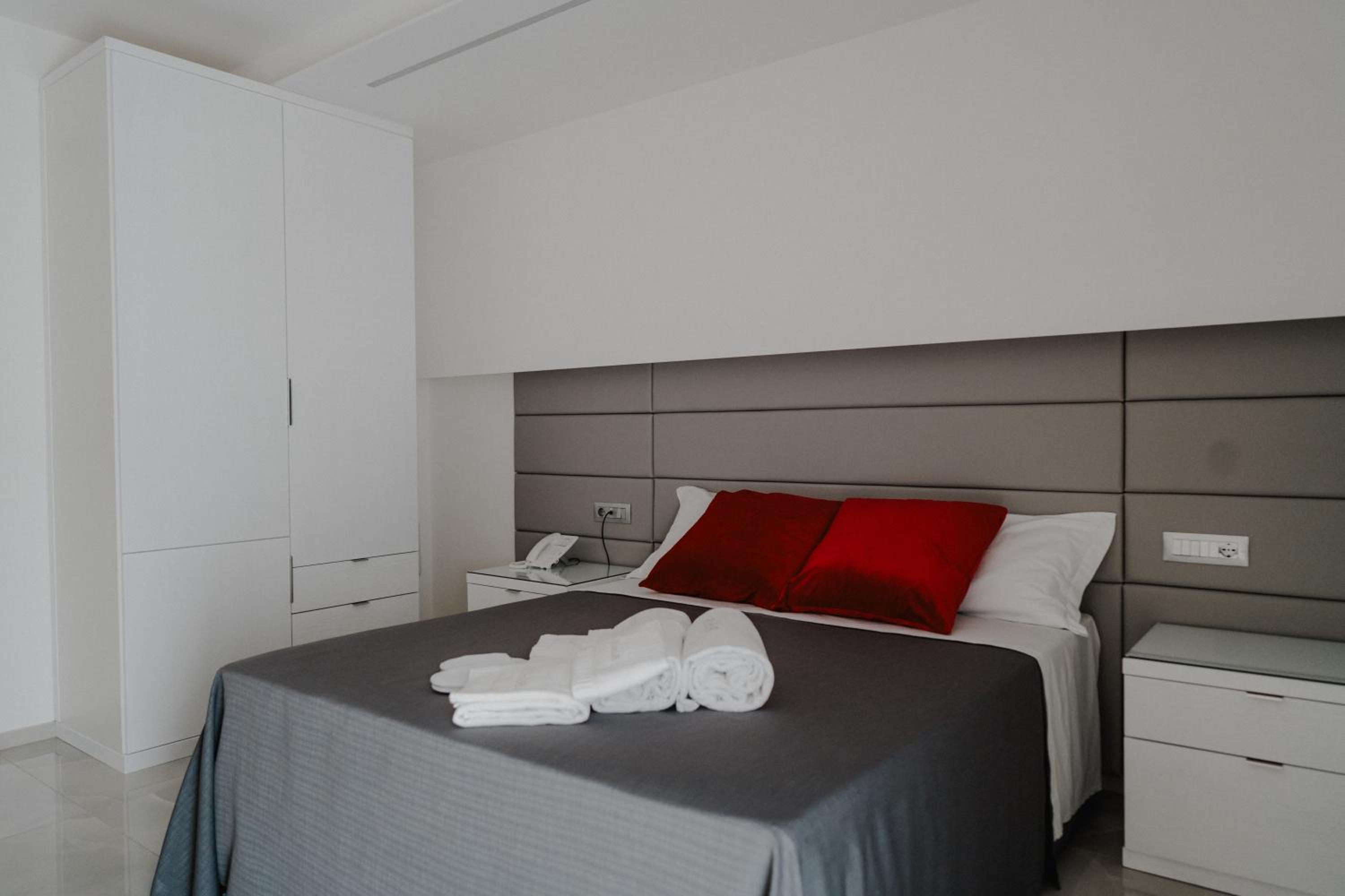 Deluxe Queen Room photo 3