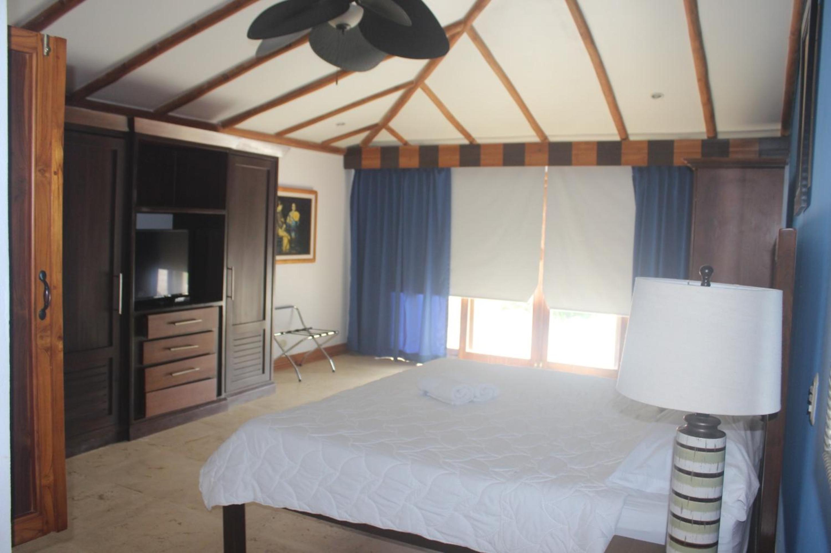 Two-Bedroom Villa photo 2