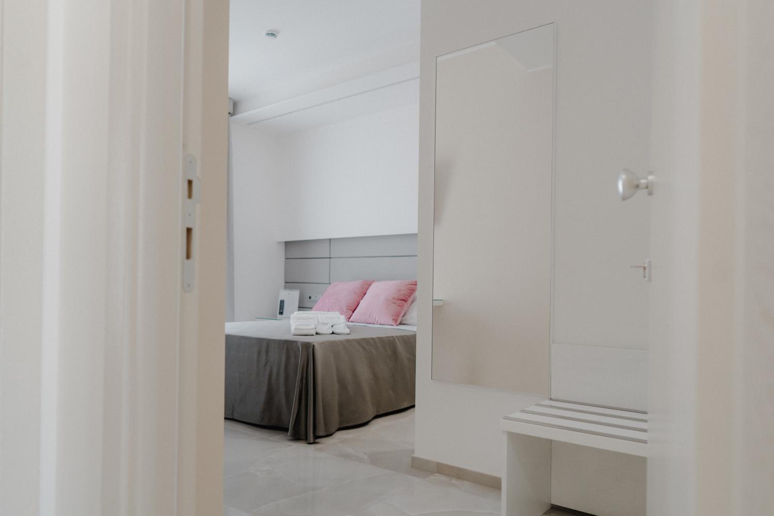 Deluxe Queen Room photo 3