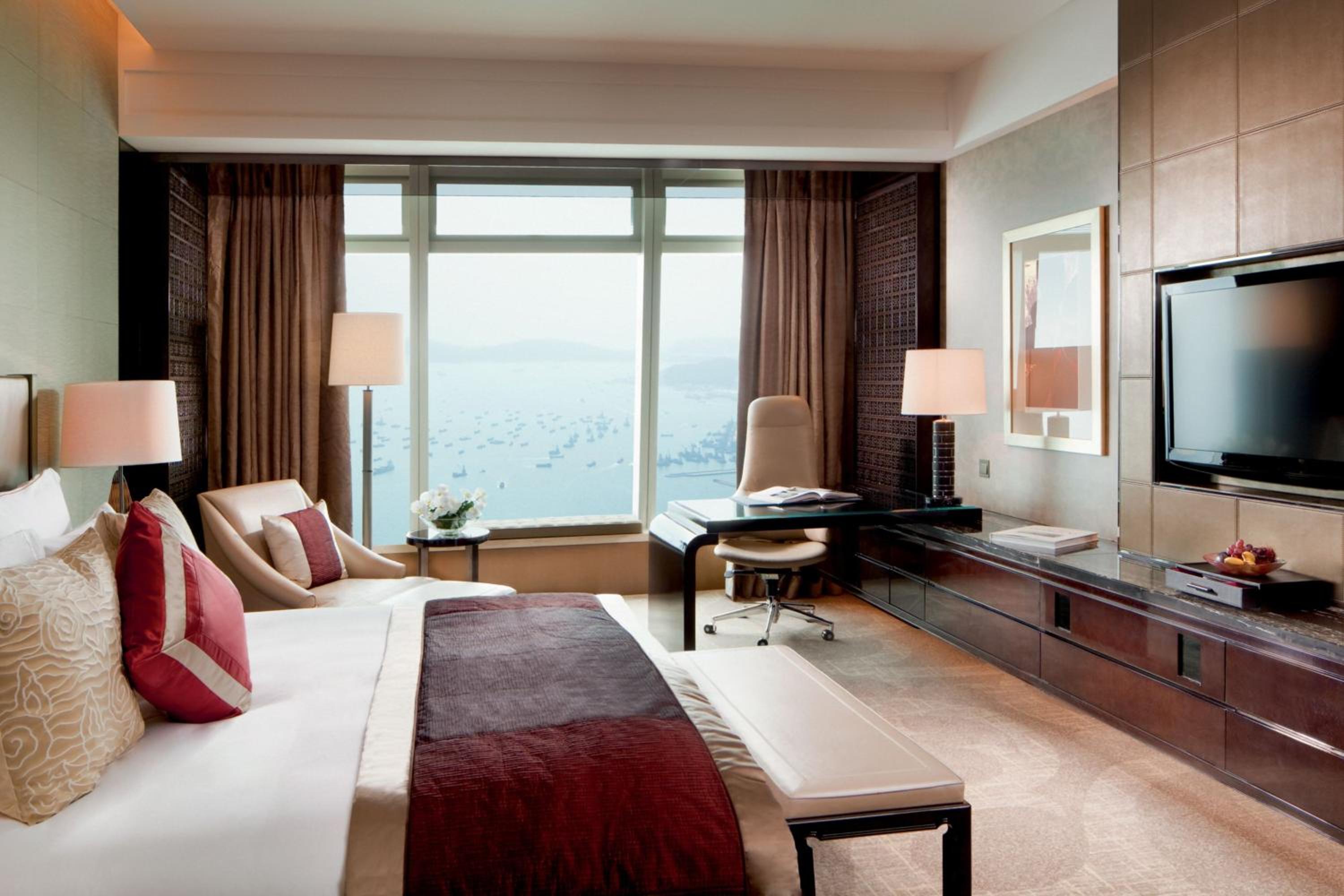 Deluxe Seaview King Room