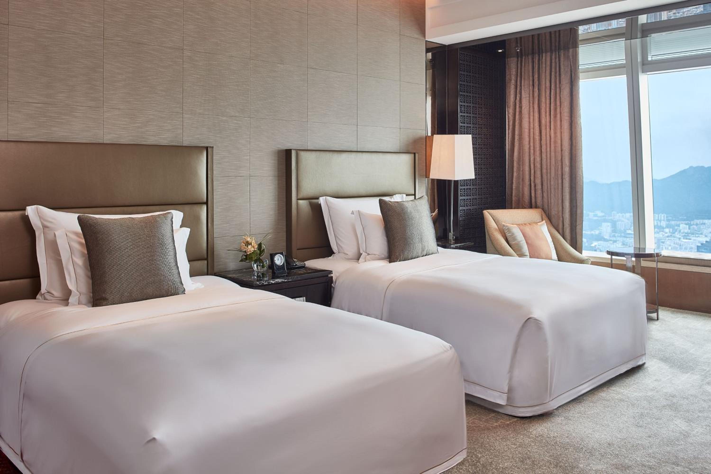 Deluxe Seaview Twin Room