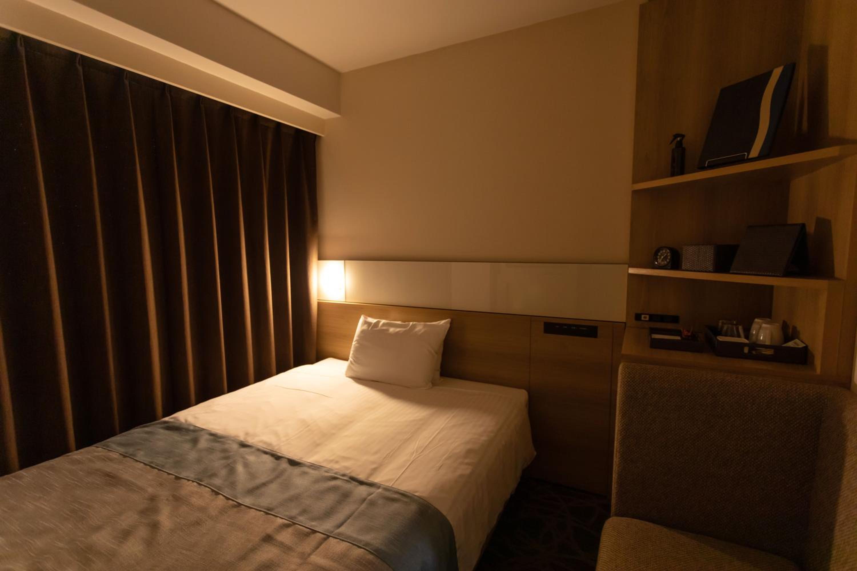 Single Room - Non-Smoking - Photo 1
