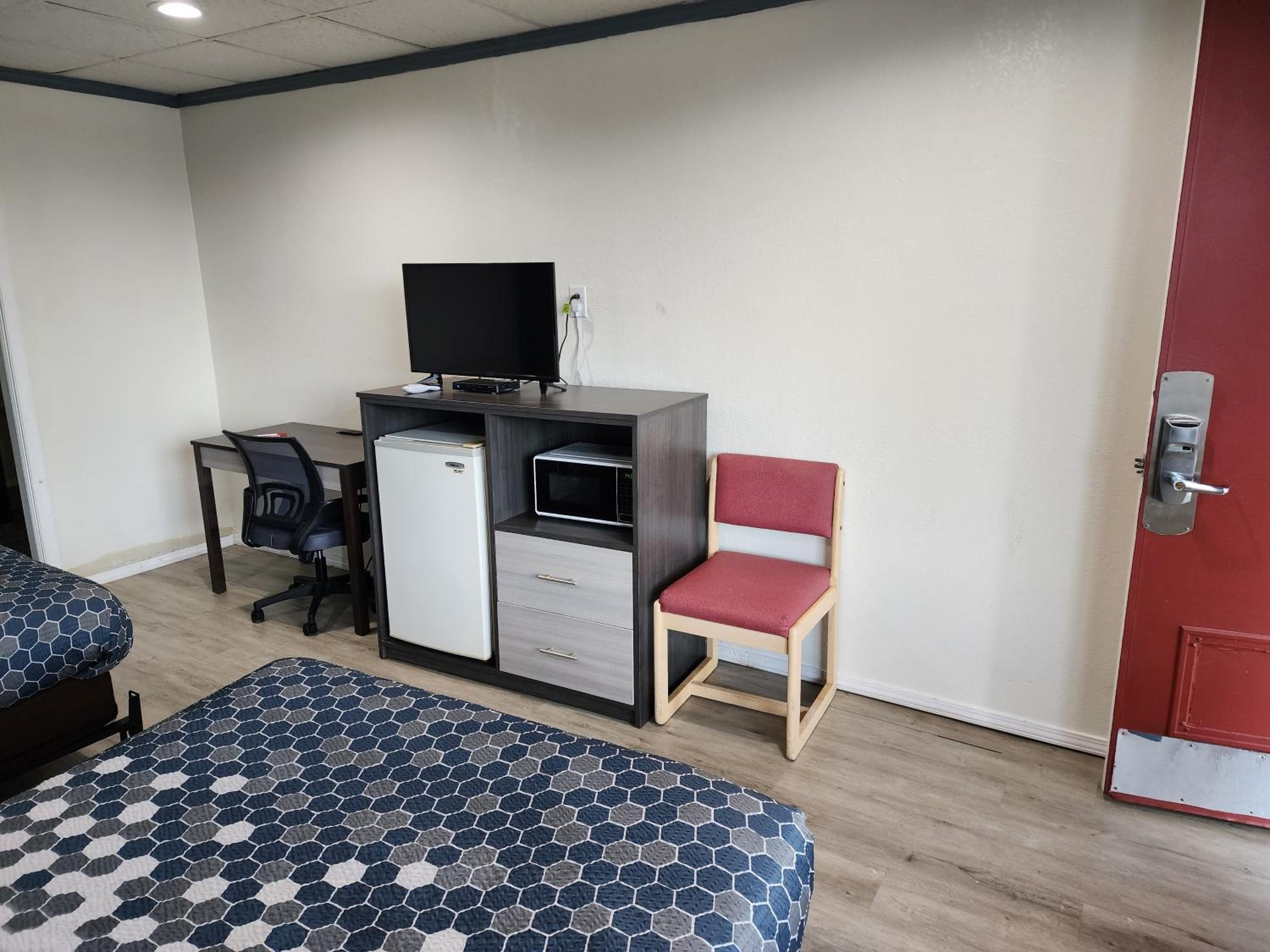 Double Room With Two Double Beds - Non-Smoking - Photo 4