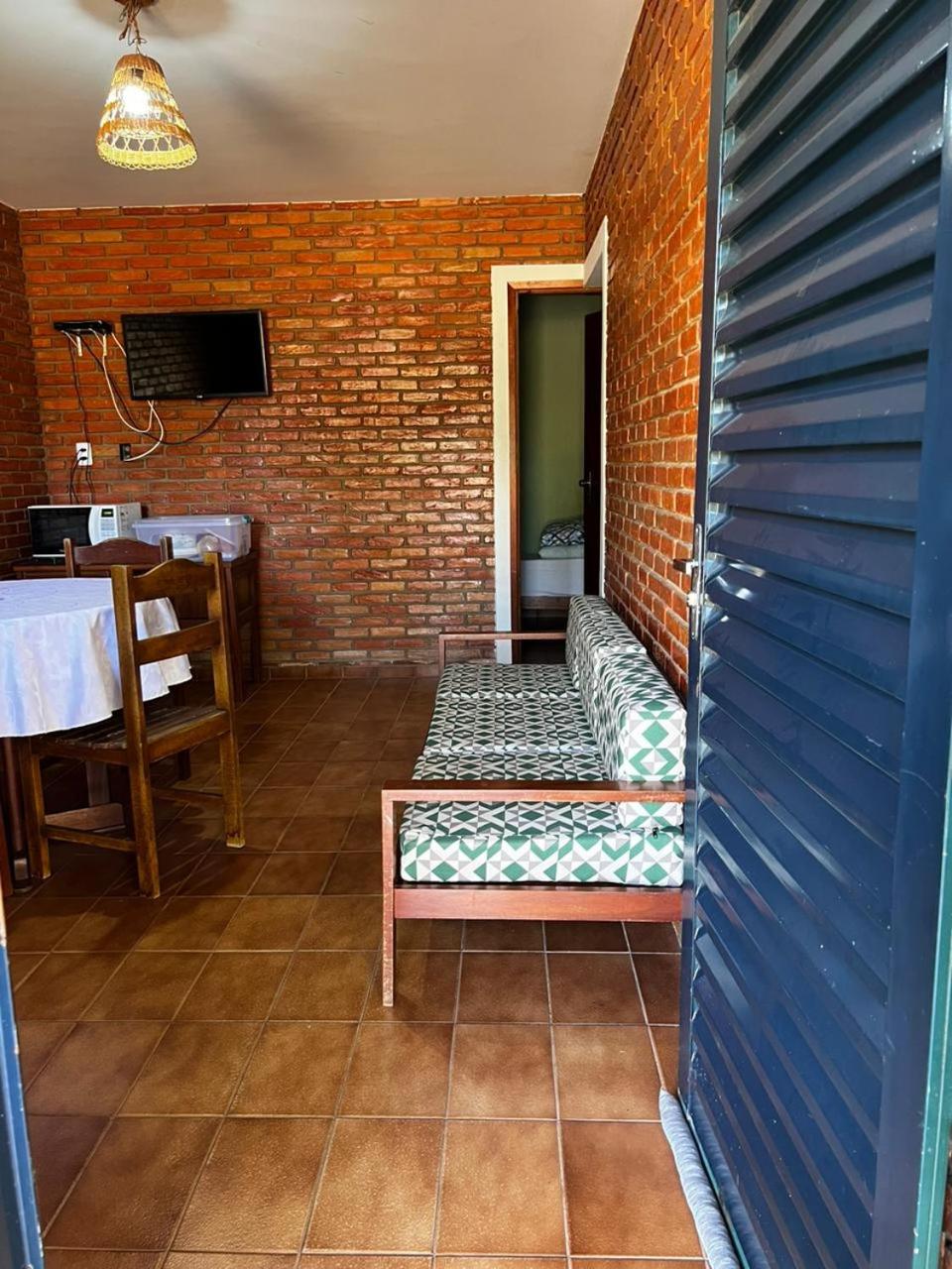 Two-Bedroom House - Photo 12