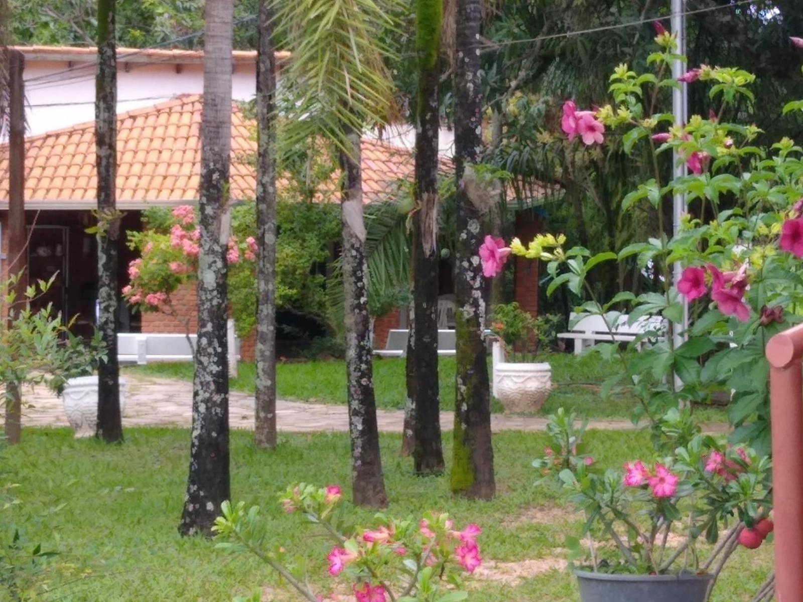 Two-Bedroom House - Photo 2