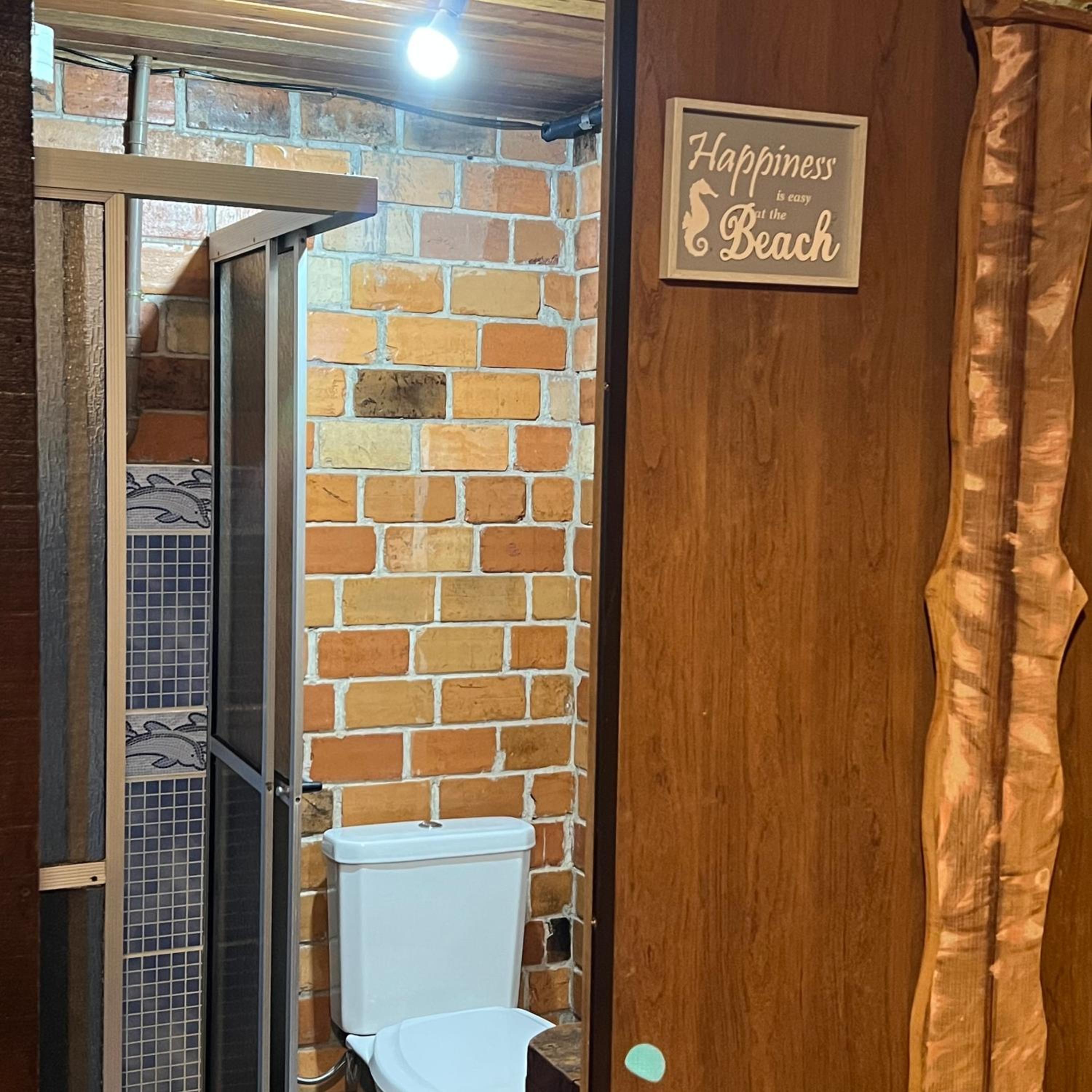 Family Room with Private Bathroom photo 3