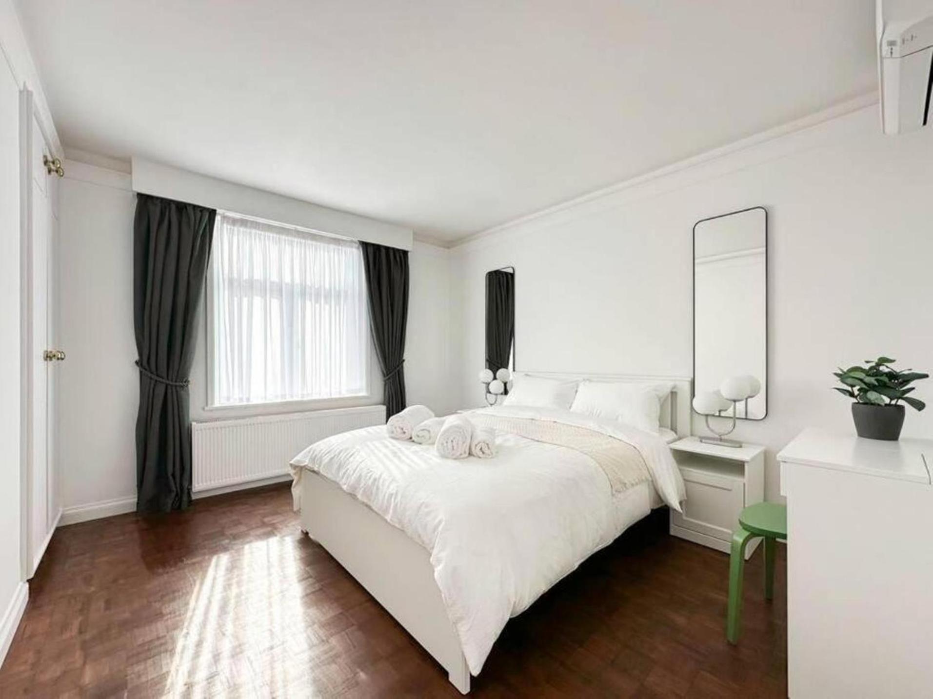 Two-Bedroom Apartment photo 1