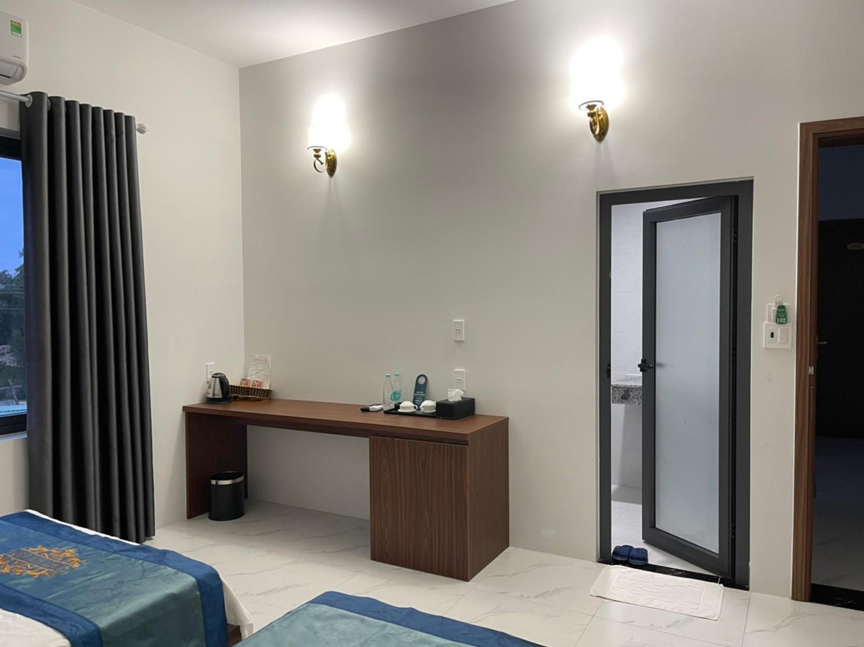 Twin Room - Photo 3
