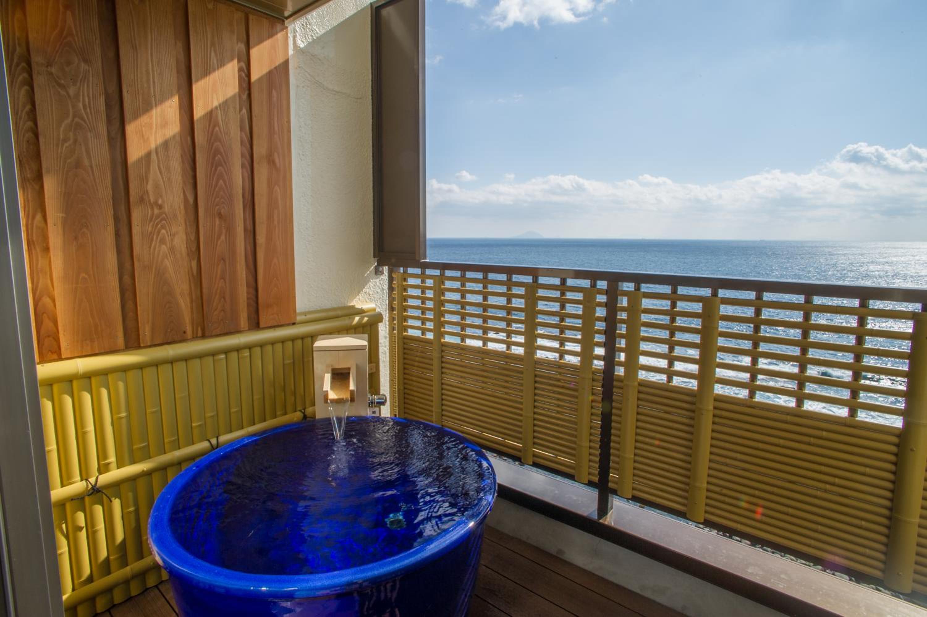 Twin Room with Sea View photo 2