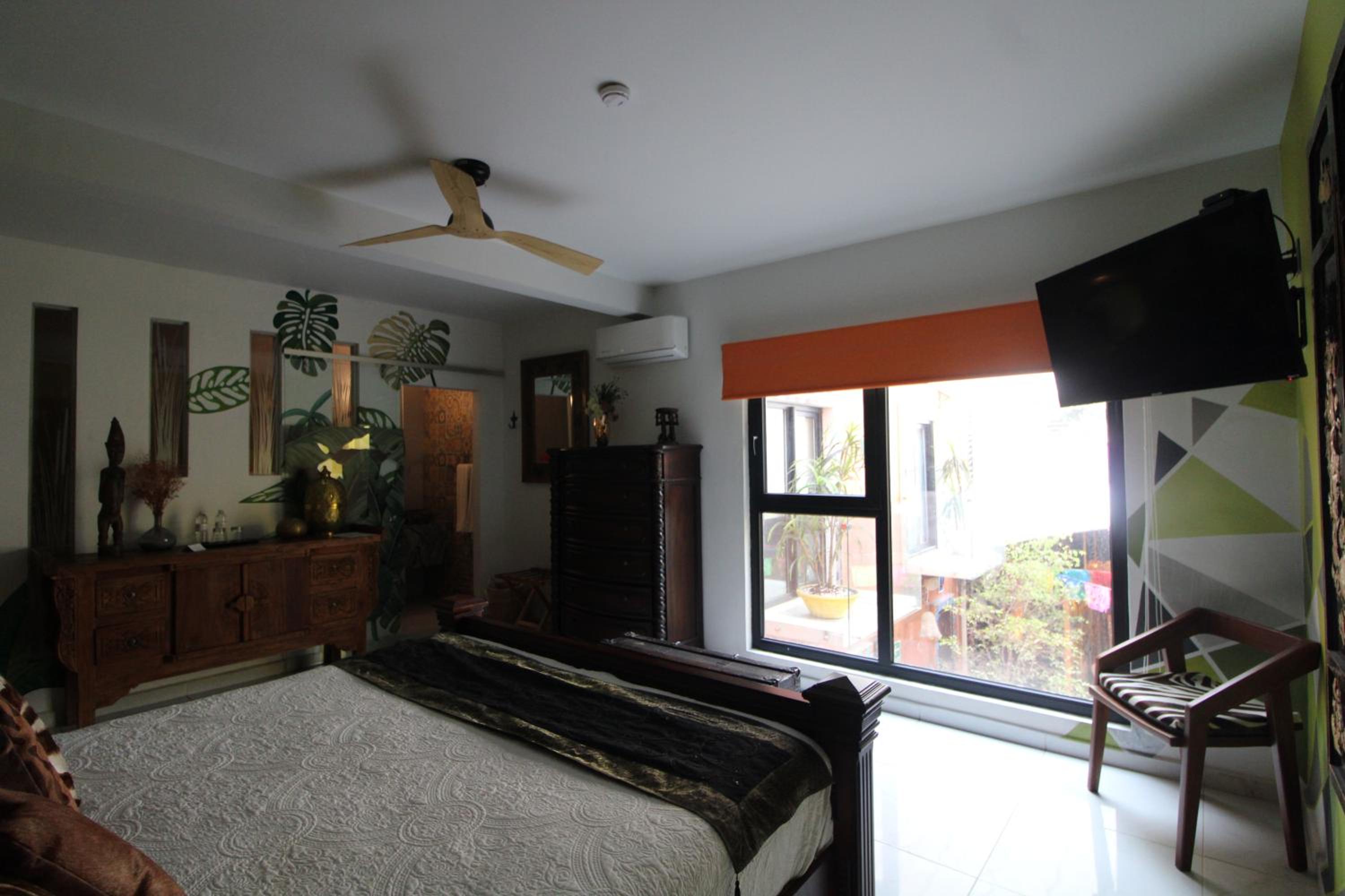 Deluxe Suite - Photo 5