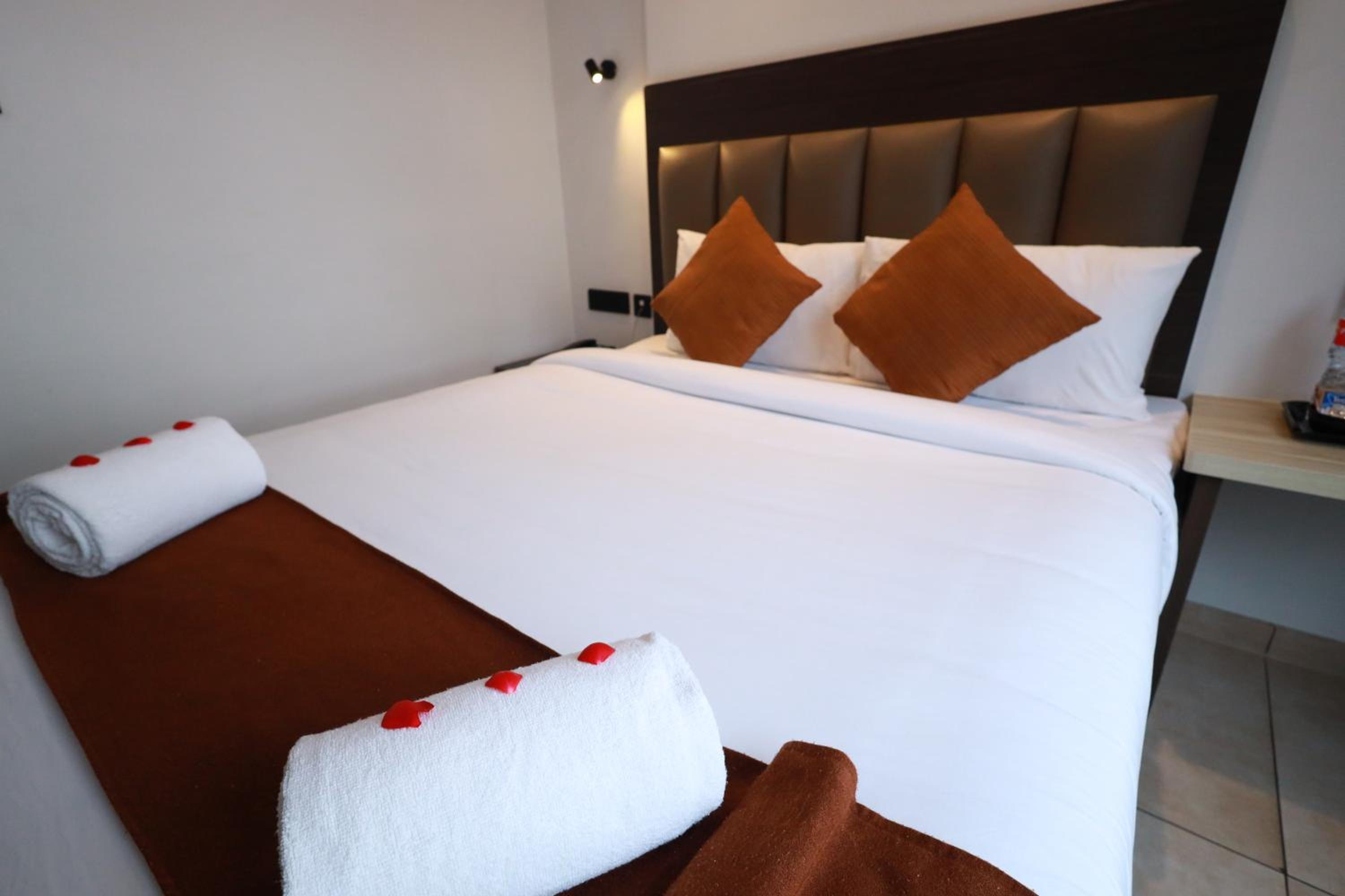 Deluxe Double Room photo 2