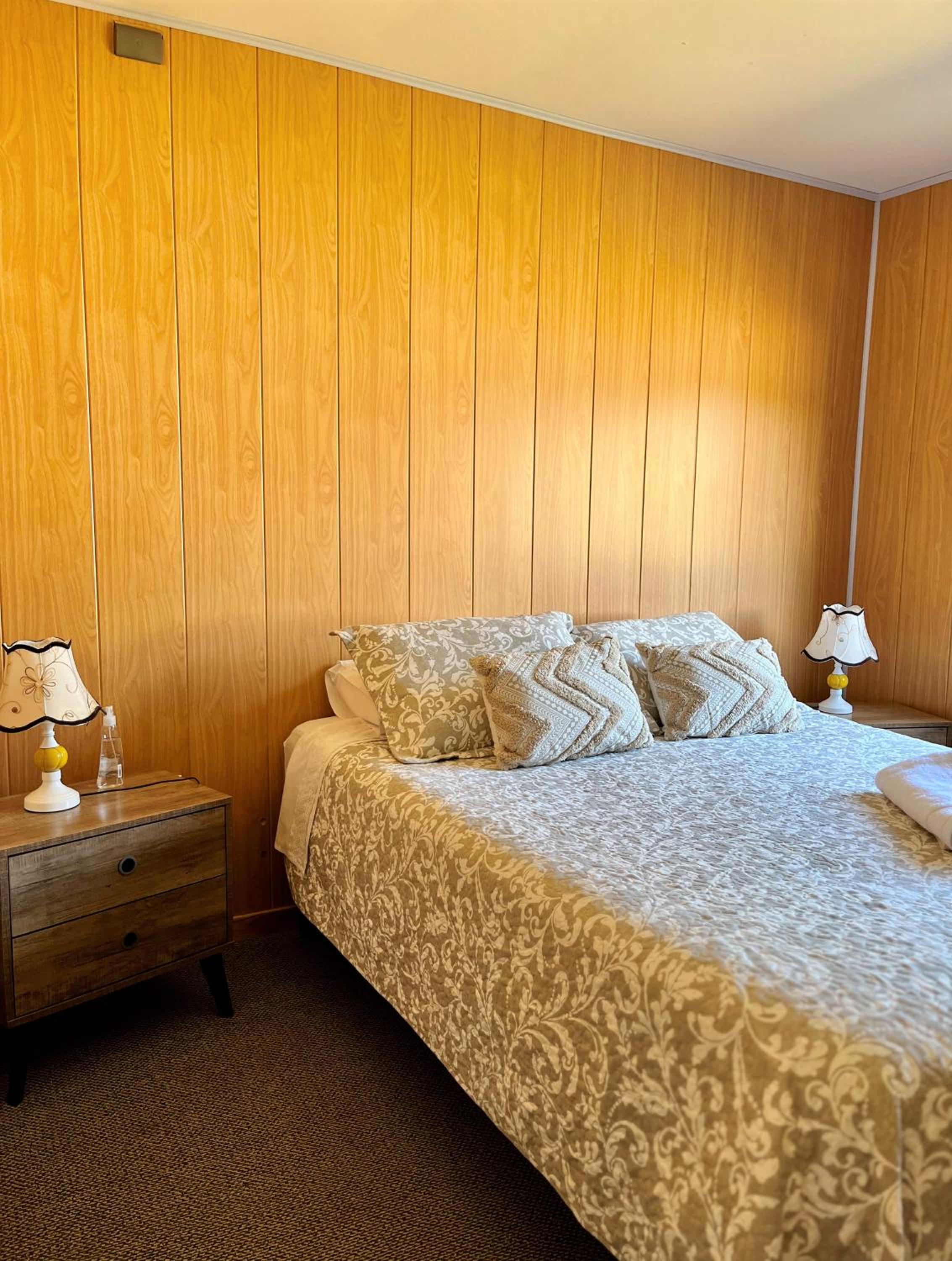 Three-Bedroom House photo 2