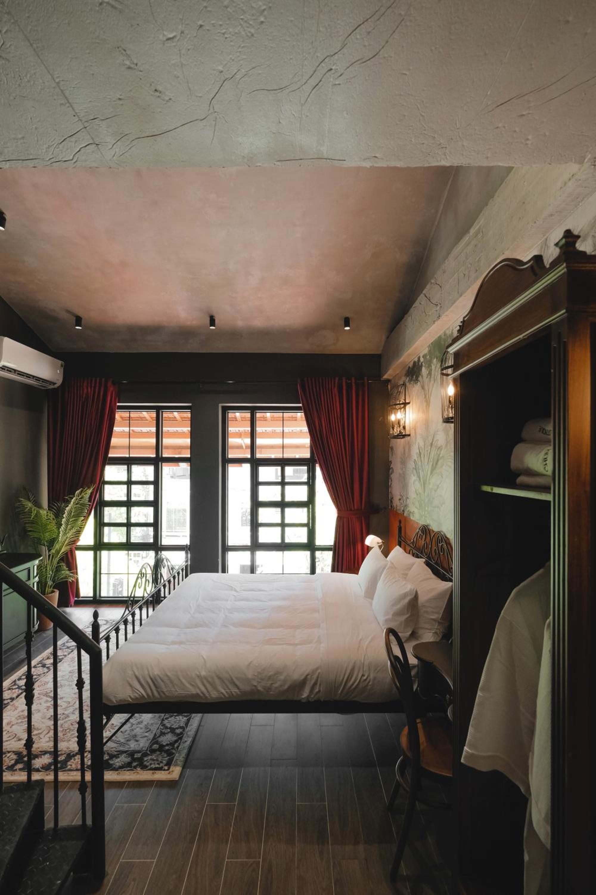 Triple Room with City View - Photo 3