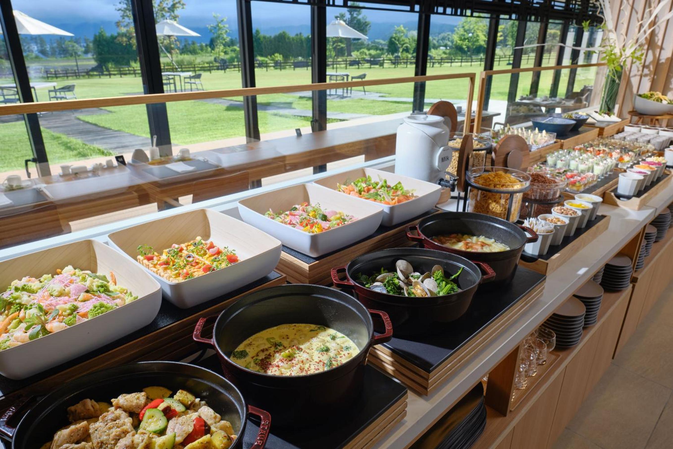 Room with Tatami Area & Onsen Open Air Bath-Lake View-East Wing - Non-Smoking- Premium French Dinner & Buffet Breakfast - Photo 5