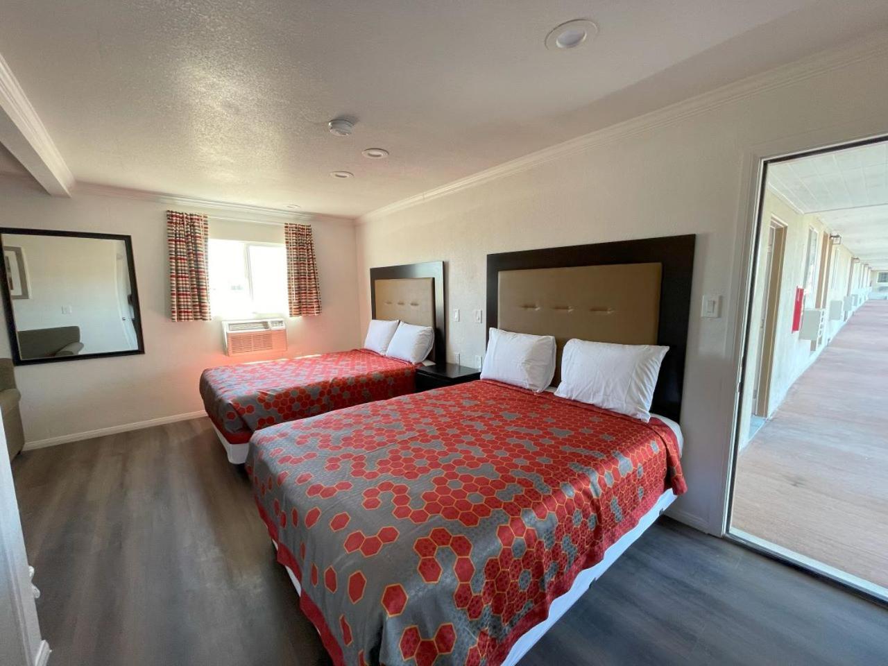 Deluxe Queen Room photo 1