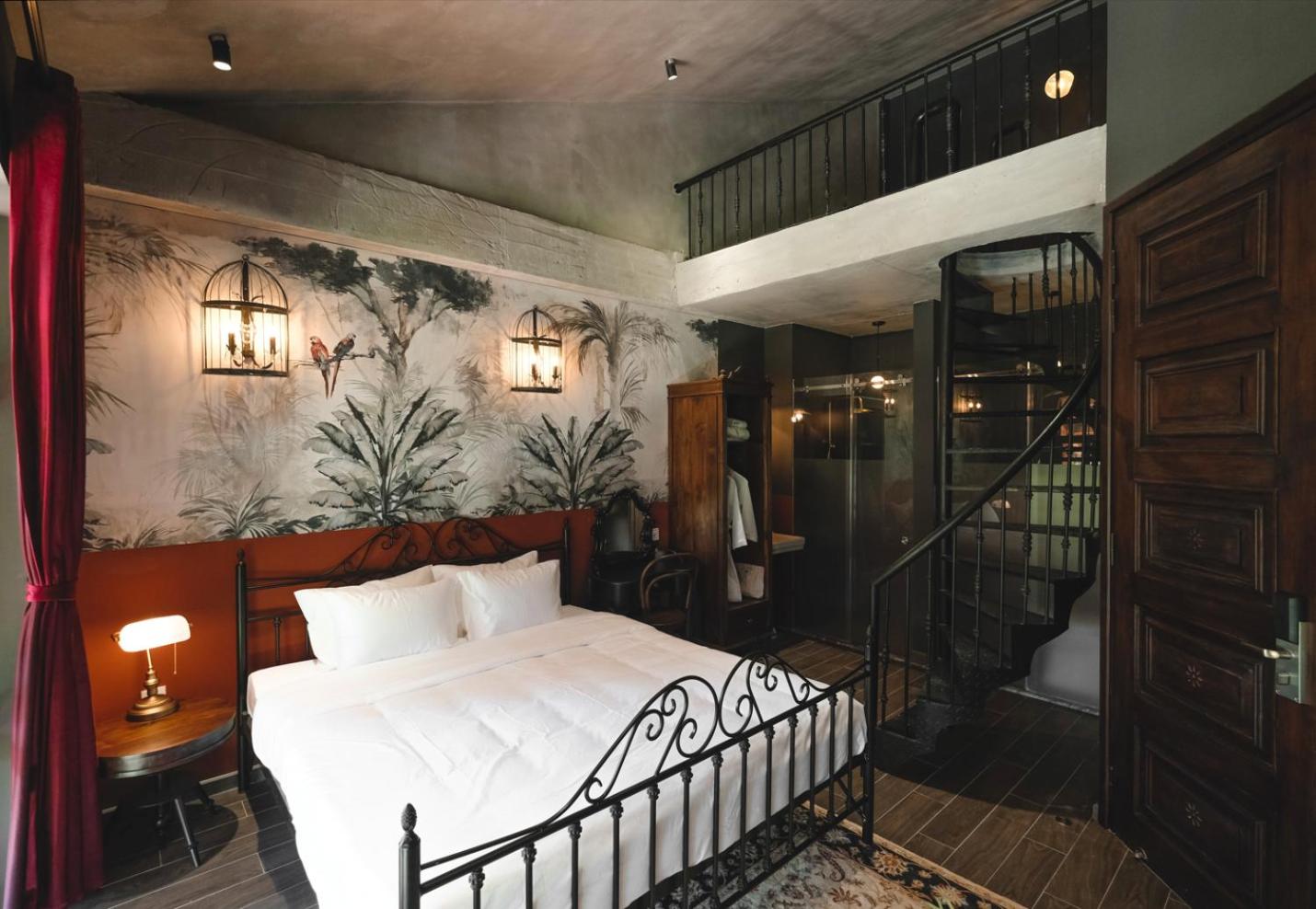 Triple Room with City View - Photo 5