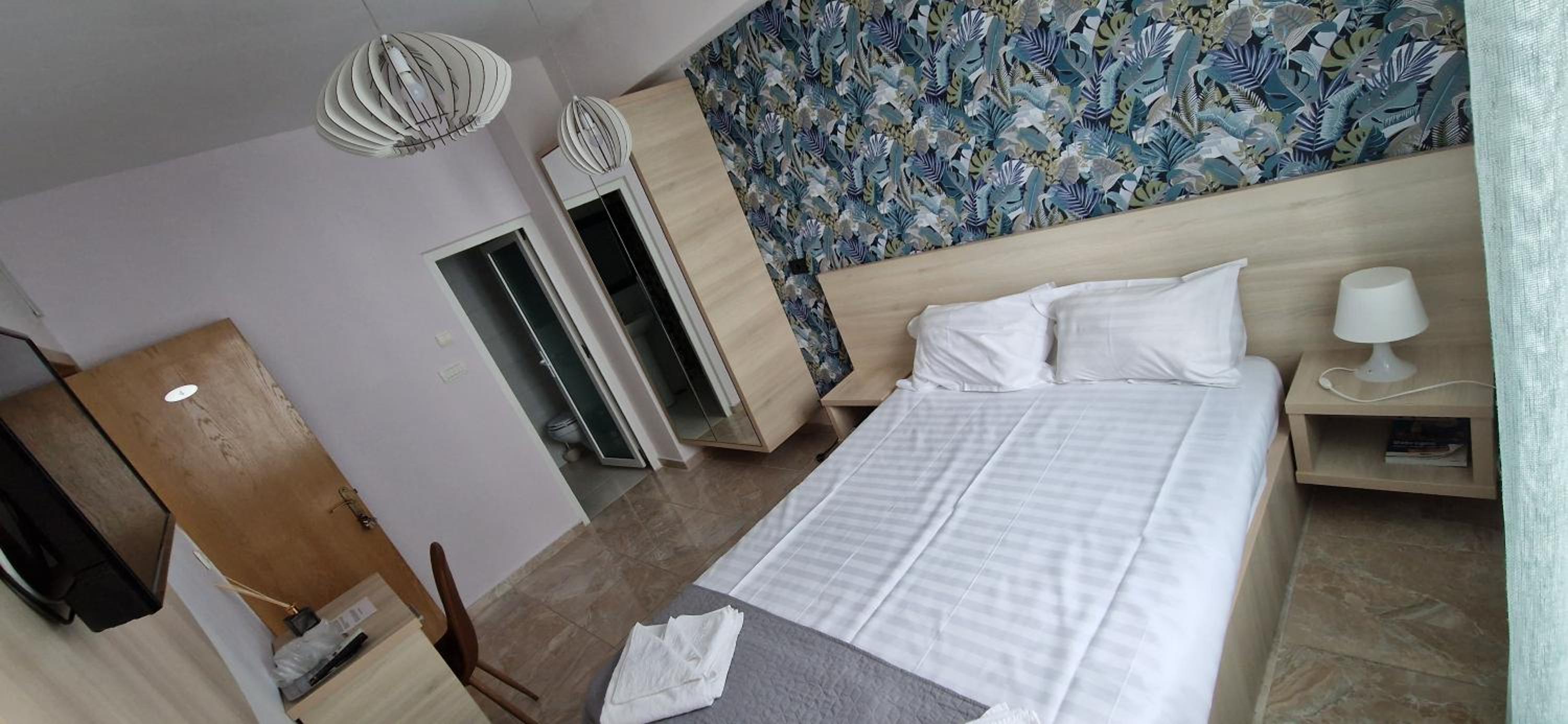 Economy Double Room photo 3
