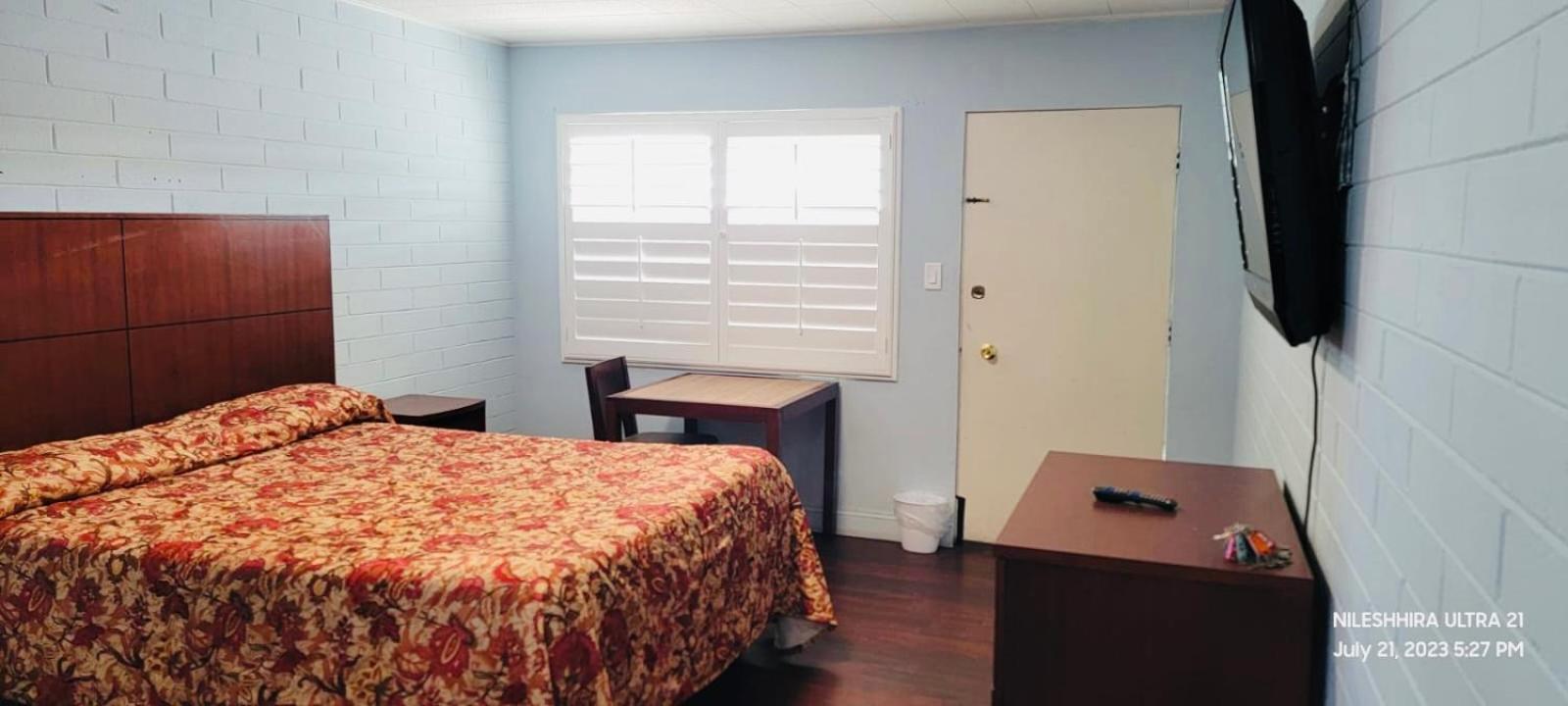 Queen Room - Photo 4