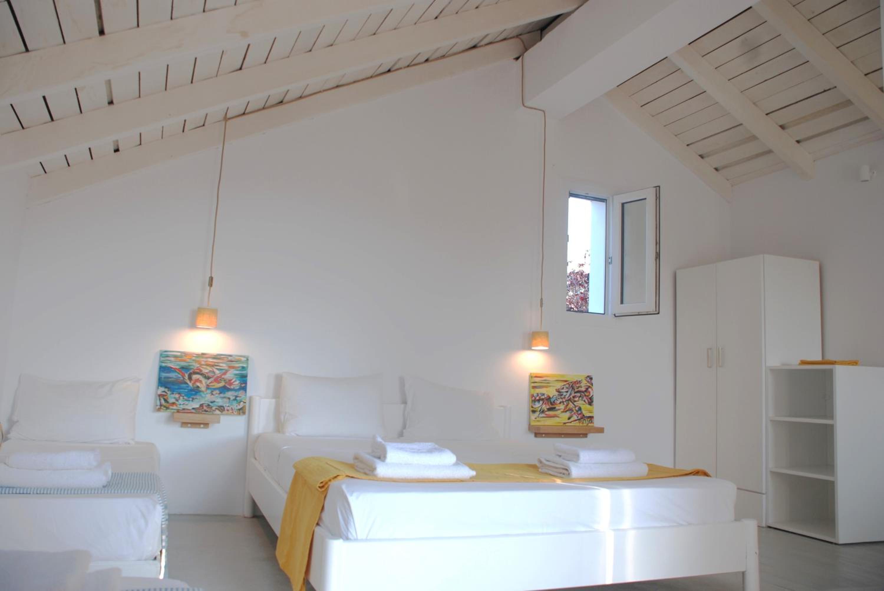 Apartment with Balcony photo 2