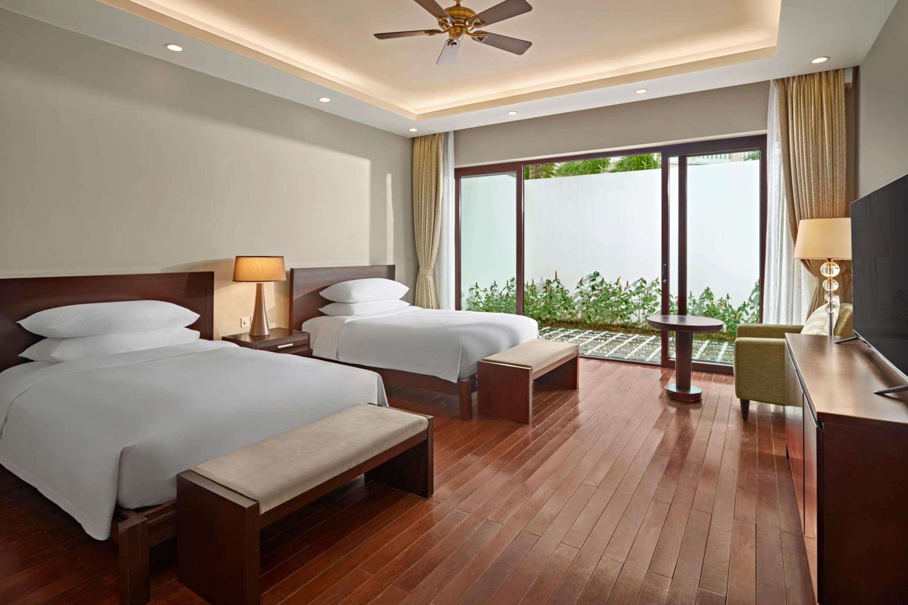 Three-Bedroom Villa with Balcony and Garden View, Private Pool - Daily Guest Activities - Photo 2