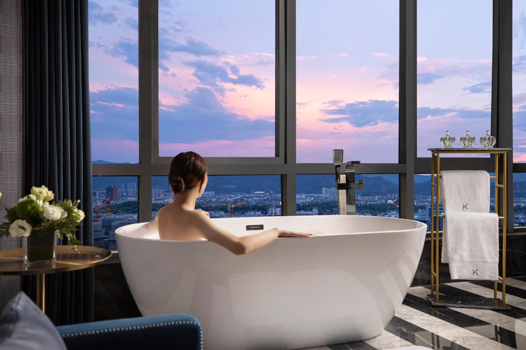 Deluxe Room with Panoramic View photo 3