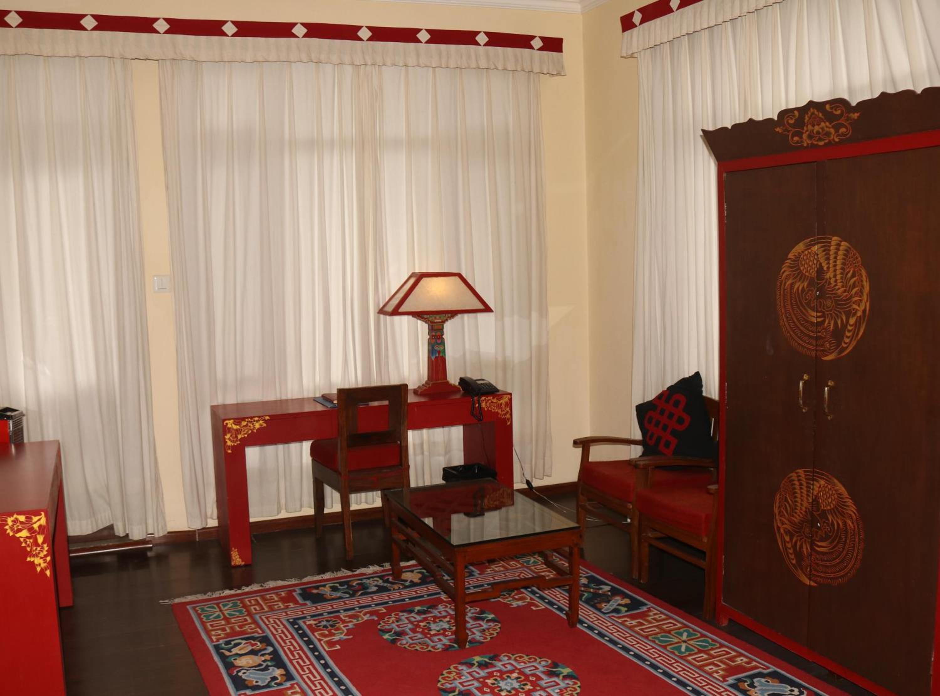 Double Room with Balcony - Photo 6