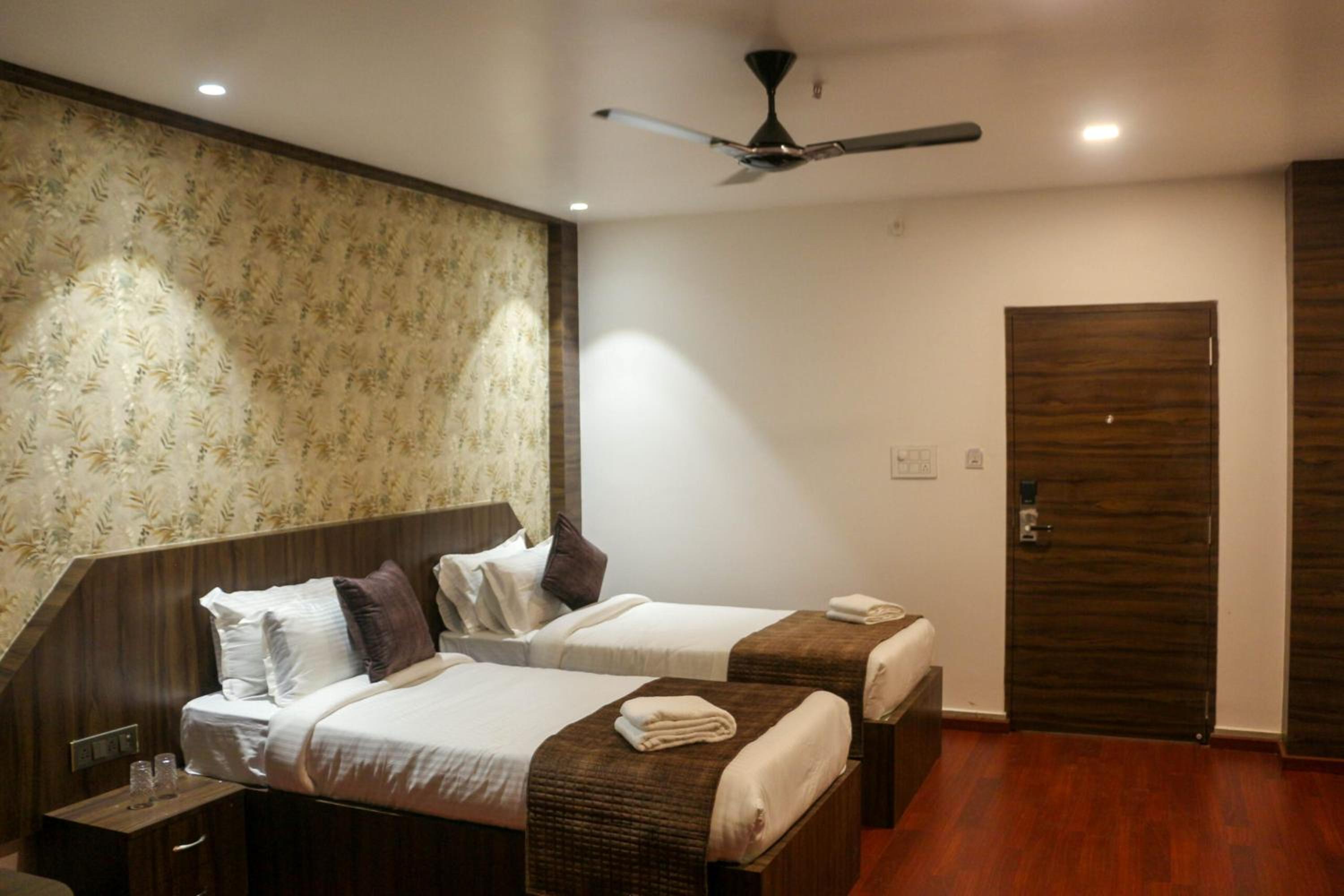 Deluxe Twin Room photo 1