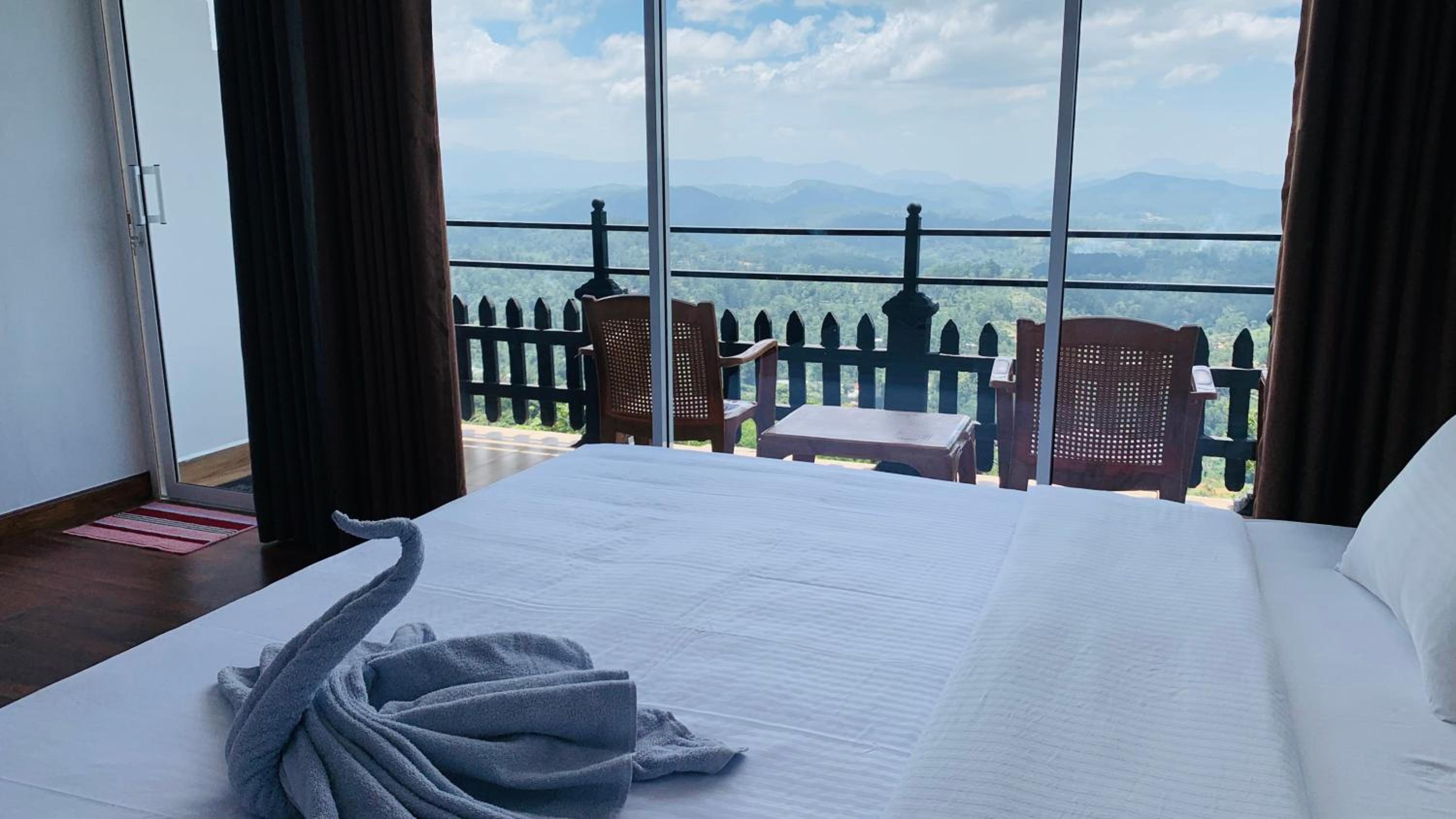 Deluxe Double Room With Balcony