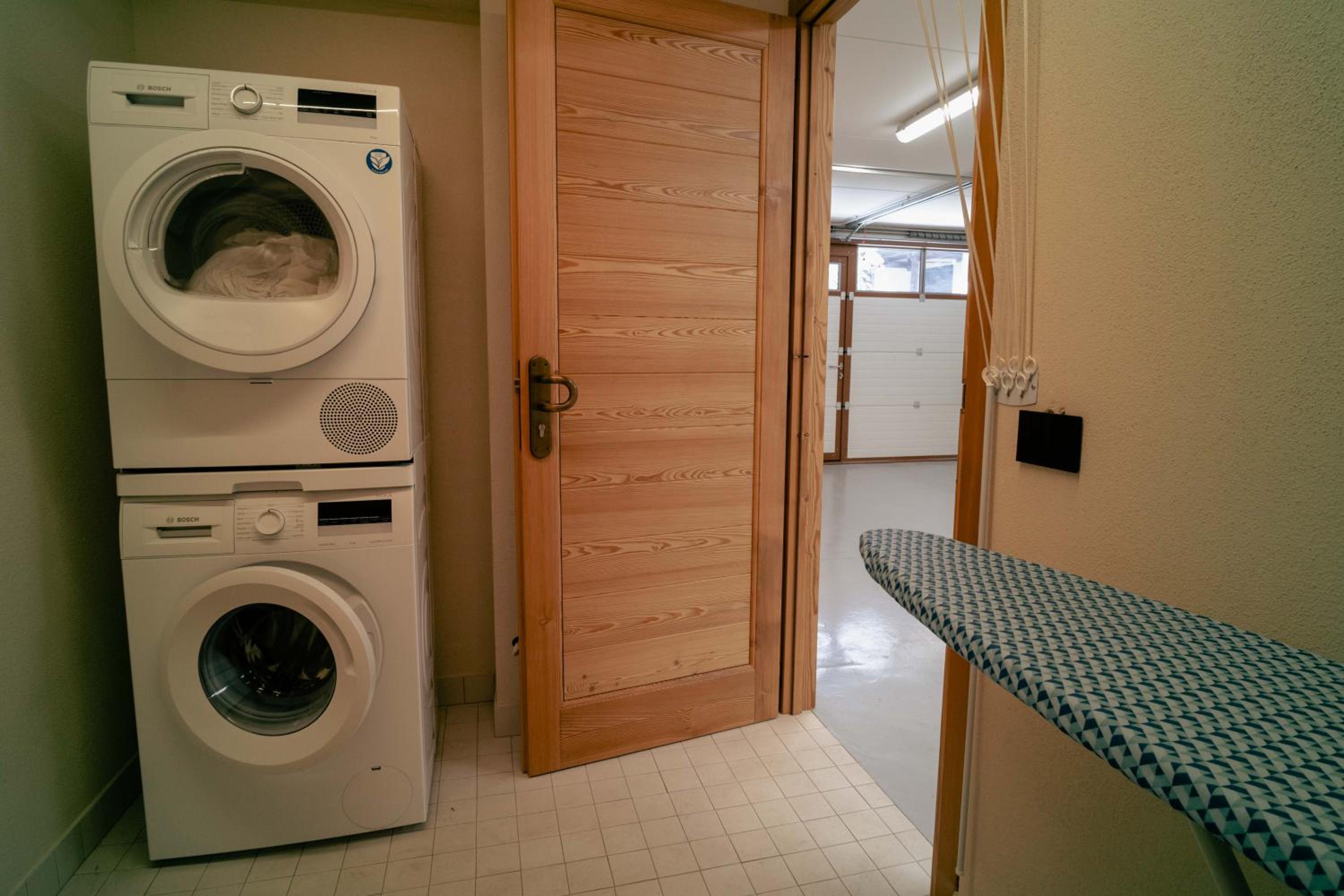 Studio Apartment photo 3