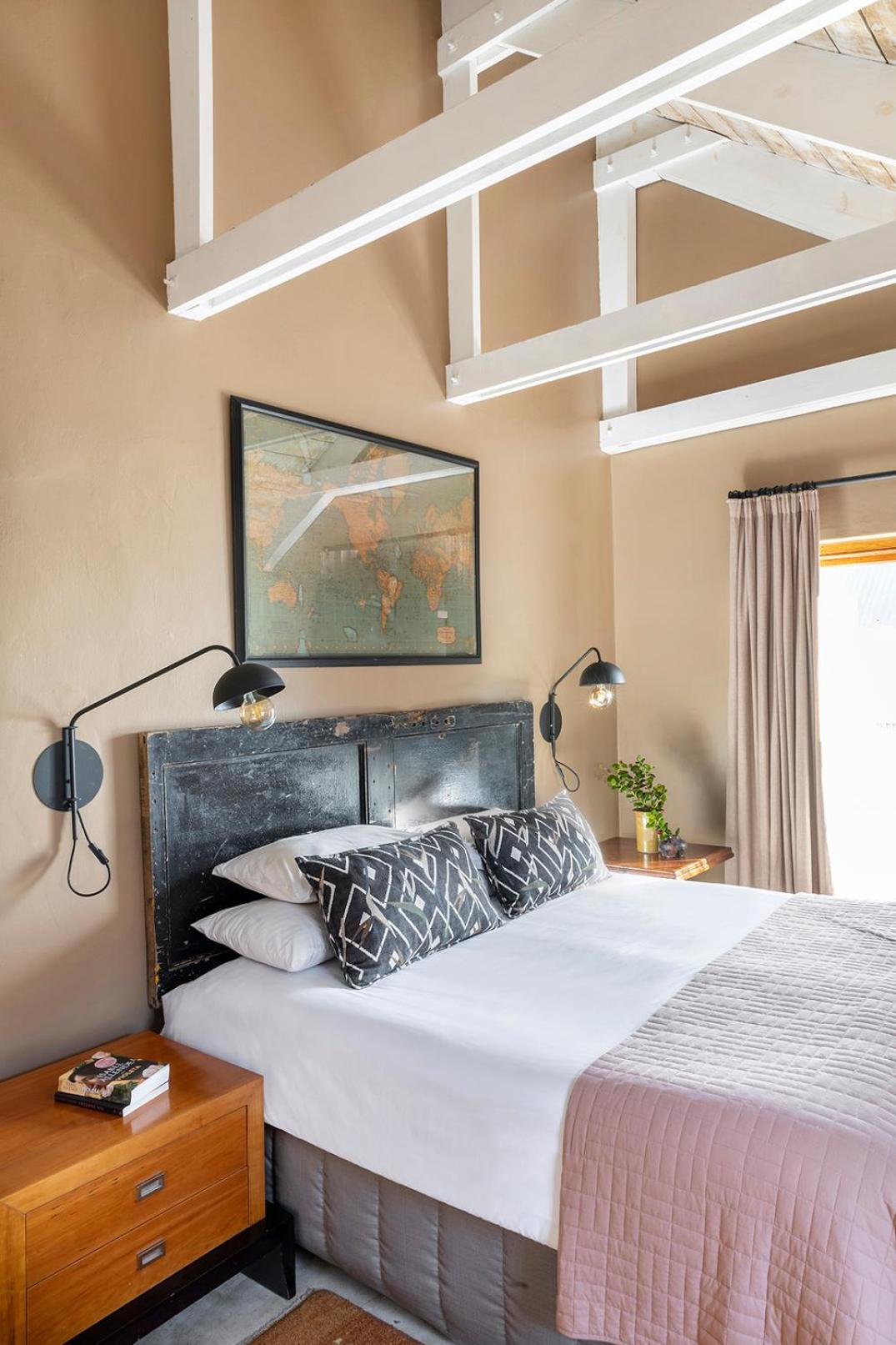 Classic Suite (Boulders) photo 1