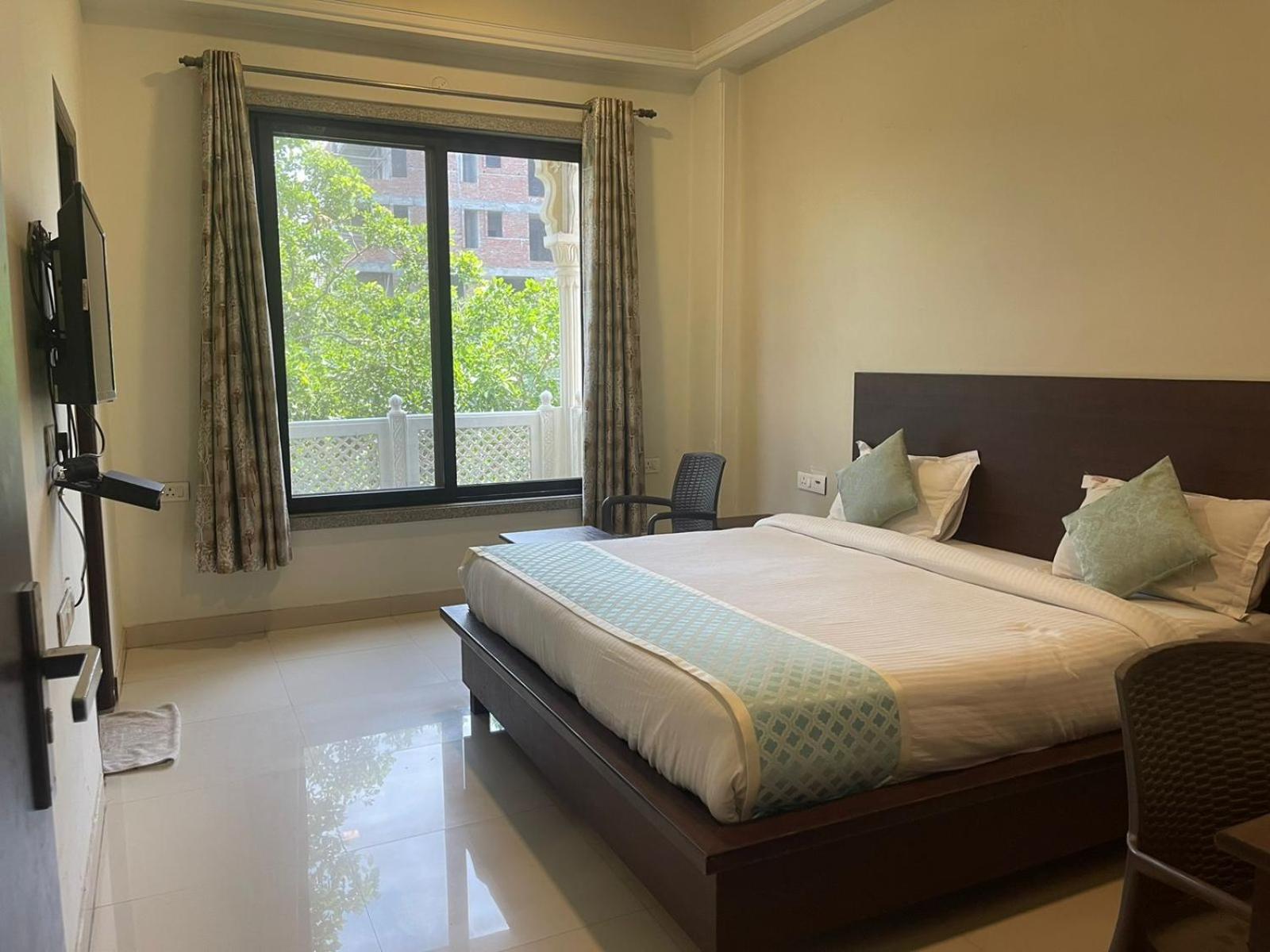 Superior Double Room - Photo 1