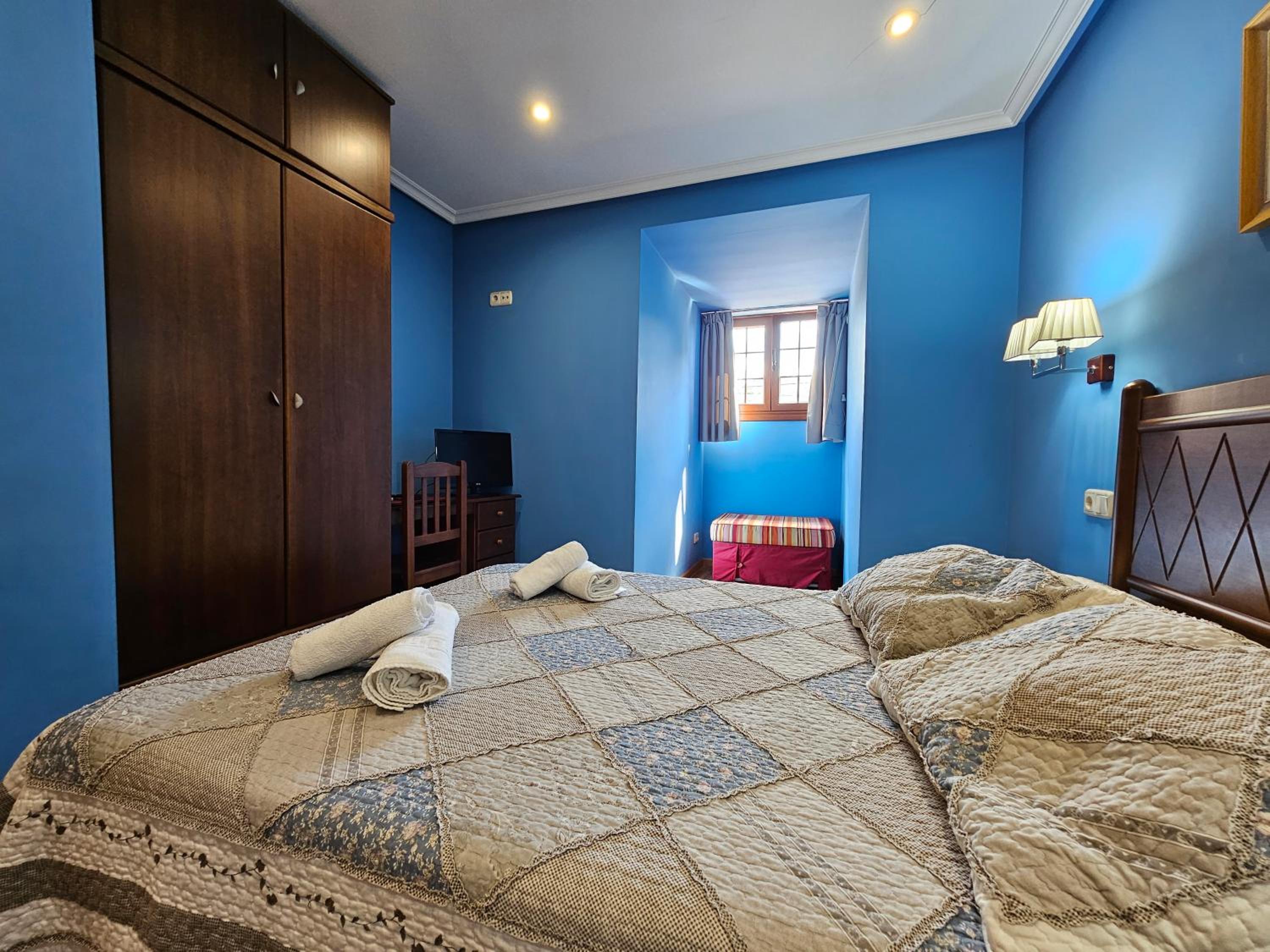 Double Room - Photo 13